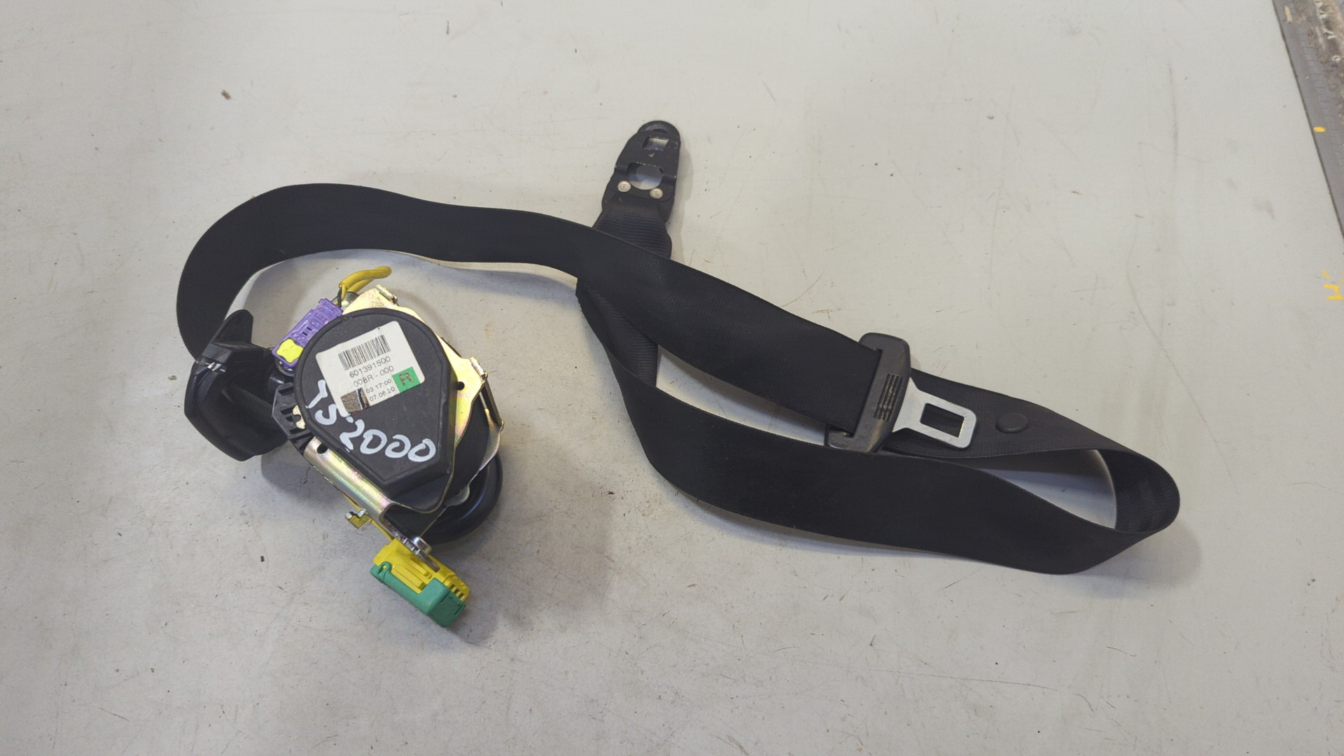 Ремень безопасности