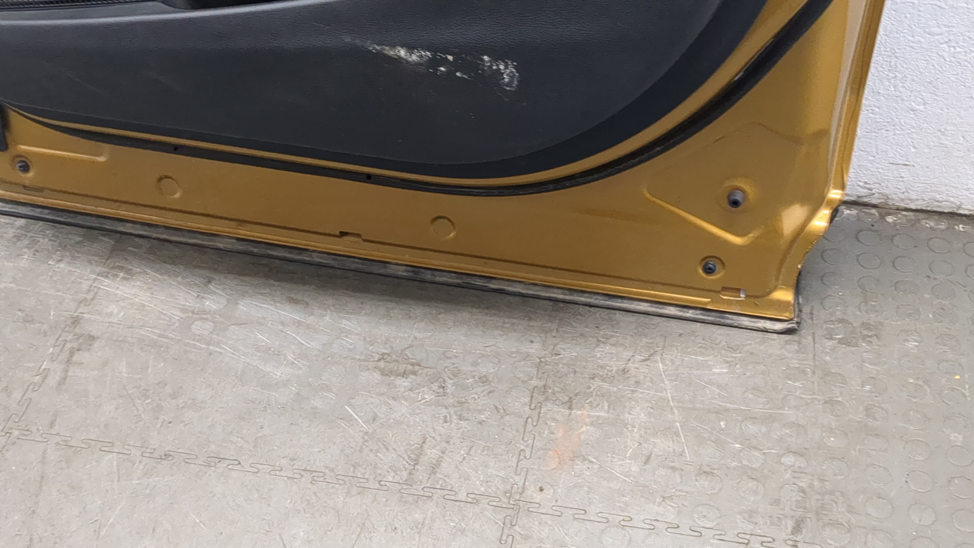 Дверь передняя правая