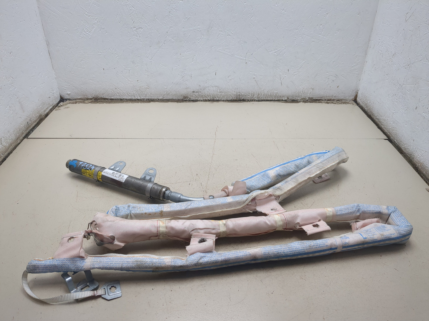 Подушка безопасности боковая (шторка)