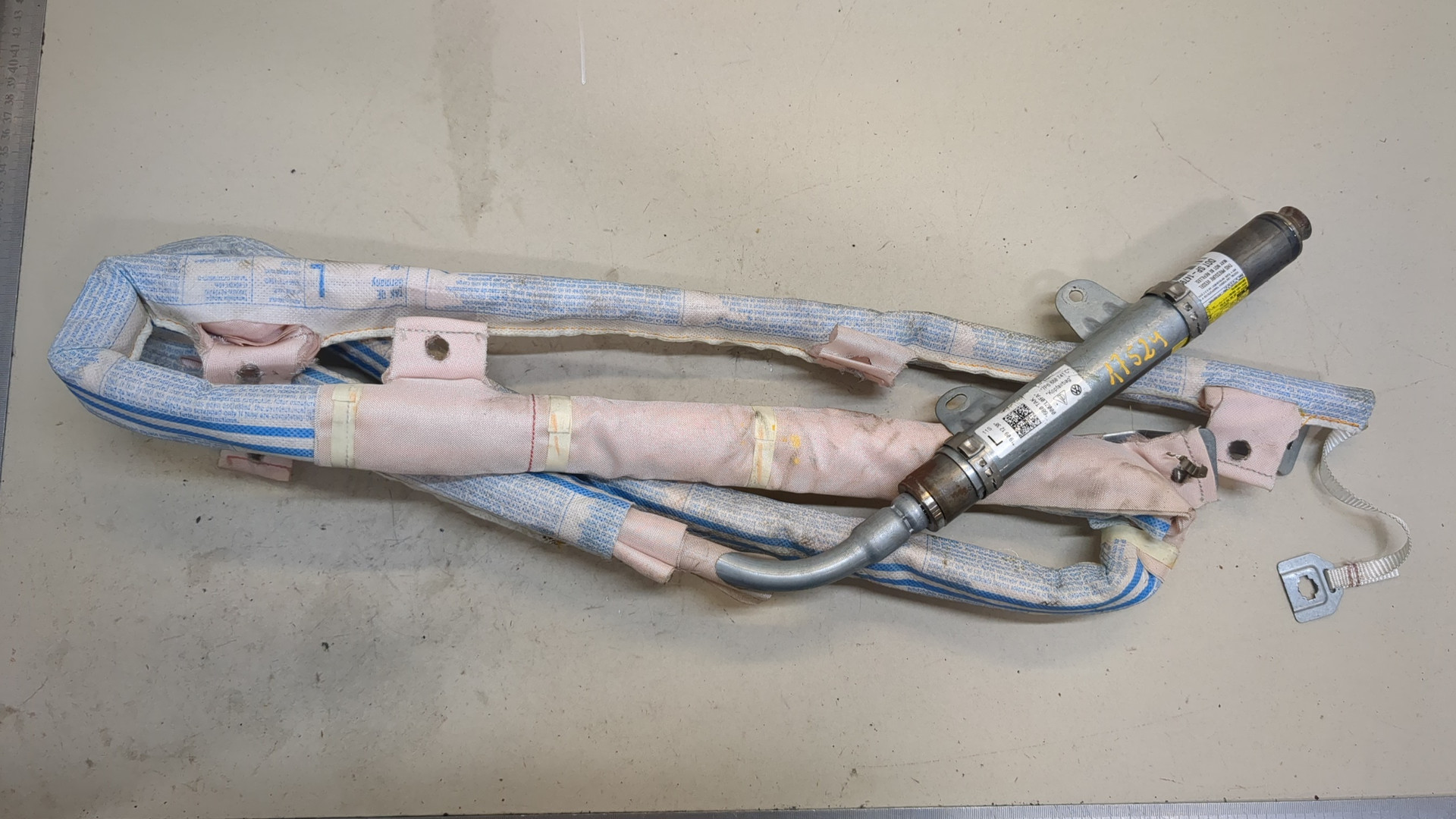 Подушка безопасности боковая (шторка)