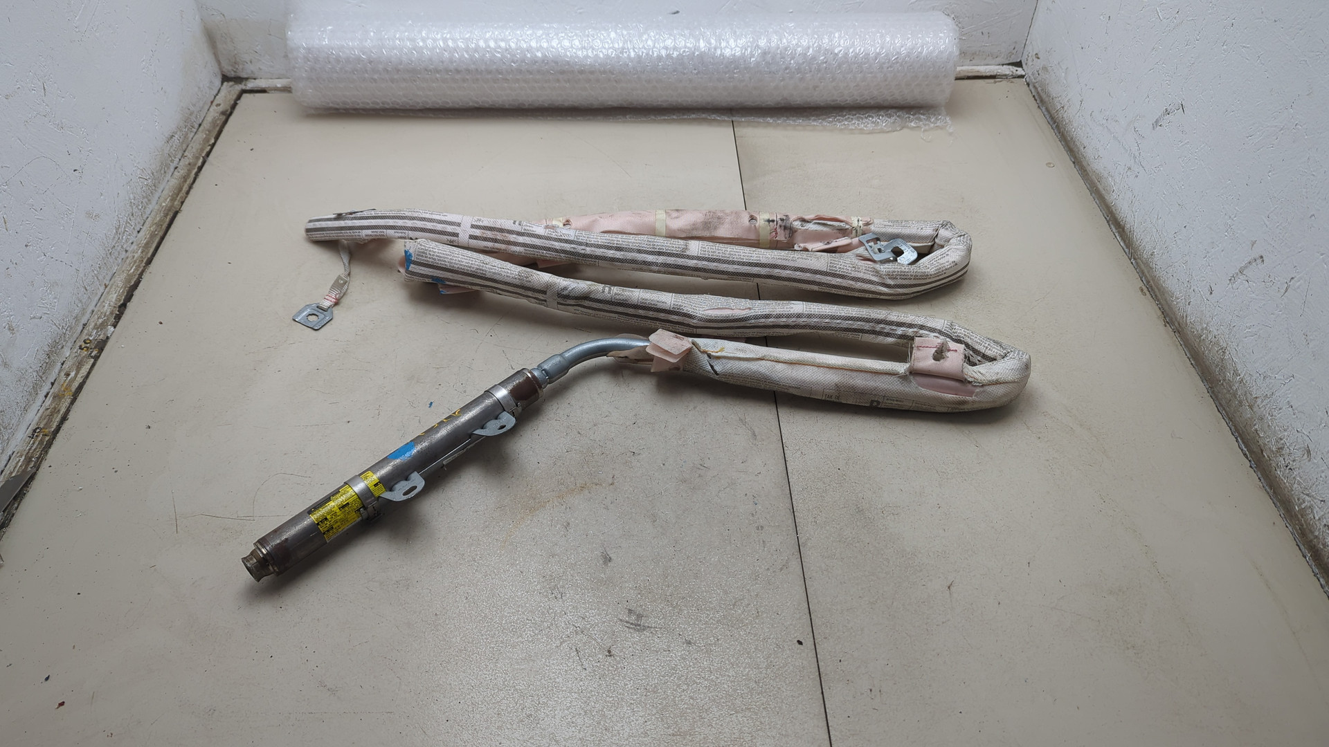 Подушка безопасности боковая (шторка)