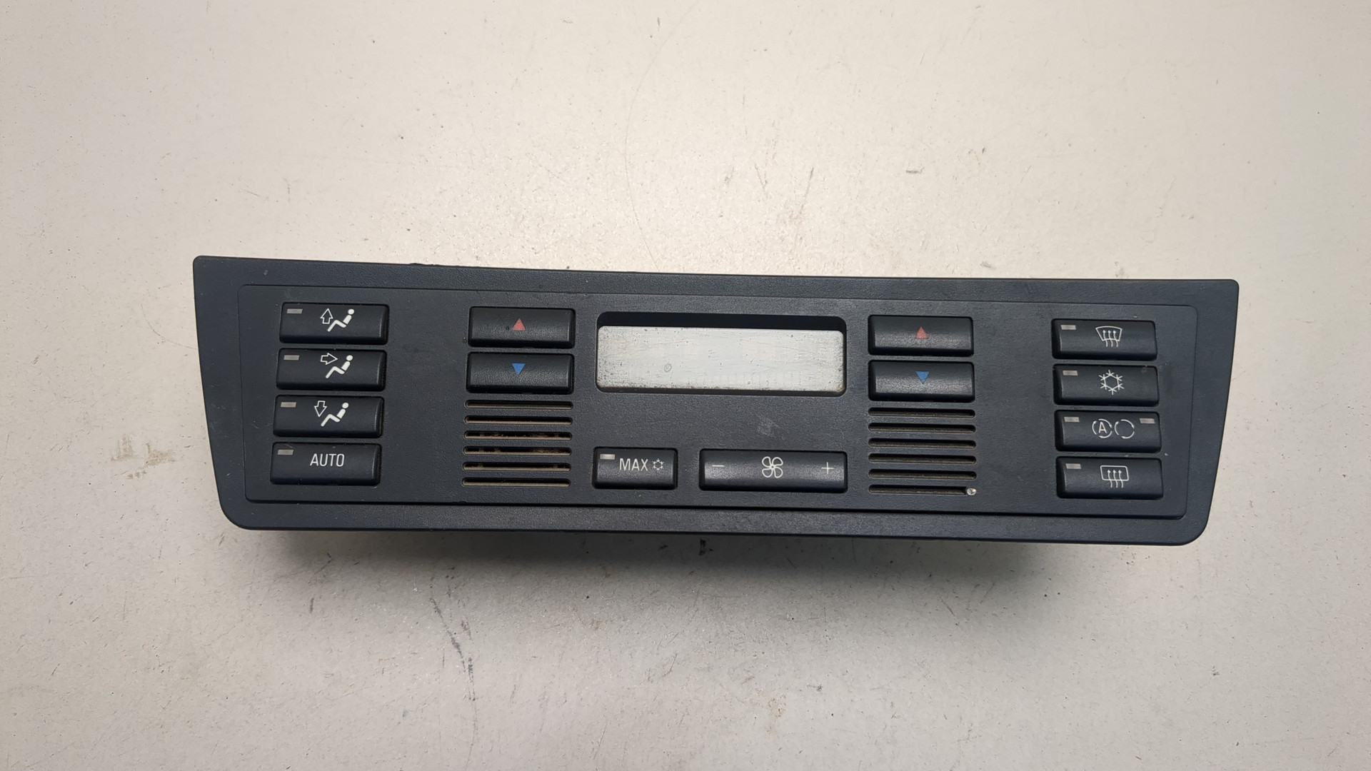 Переключатель отопителя