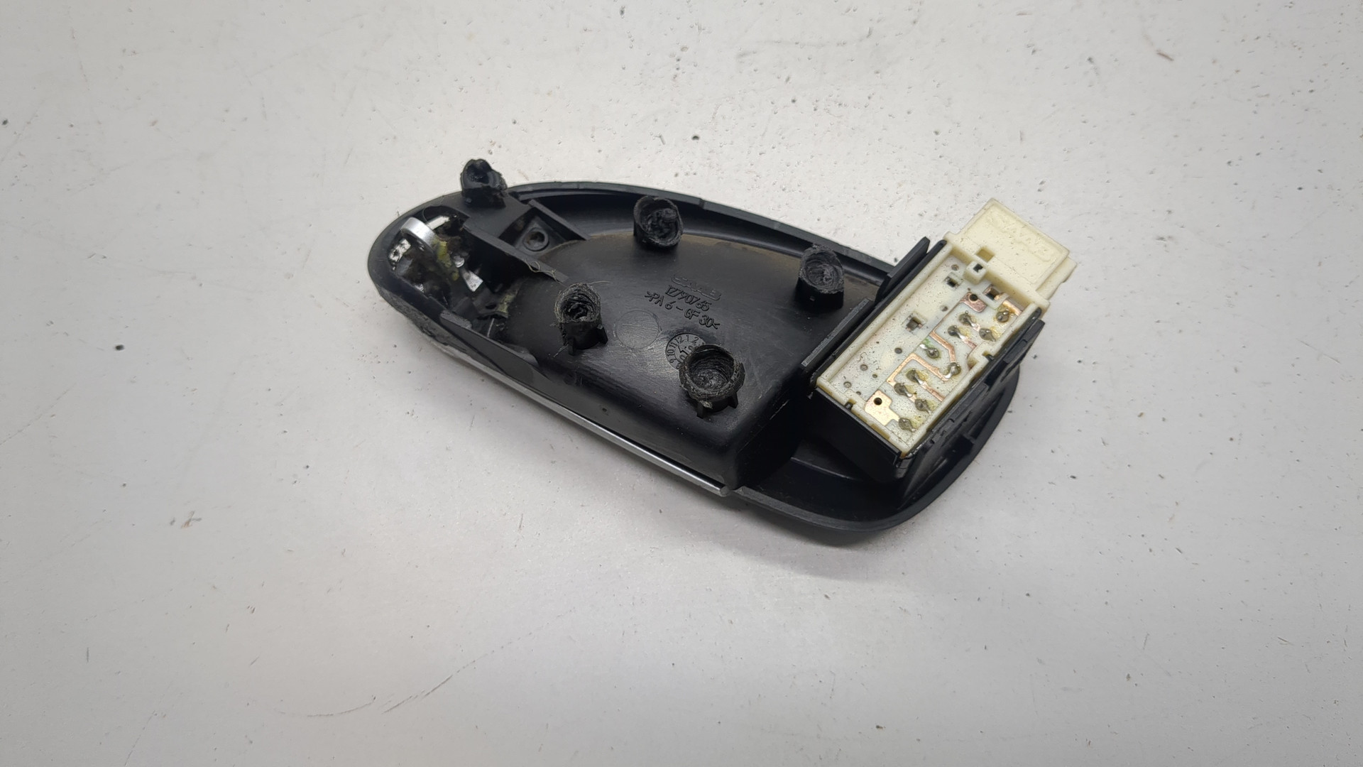 Ручка двери передней внутренняя правая