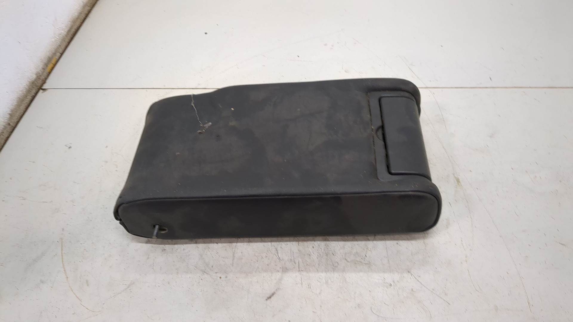 Подлокотник