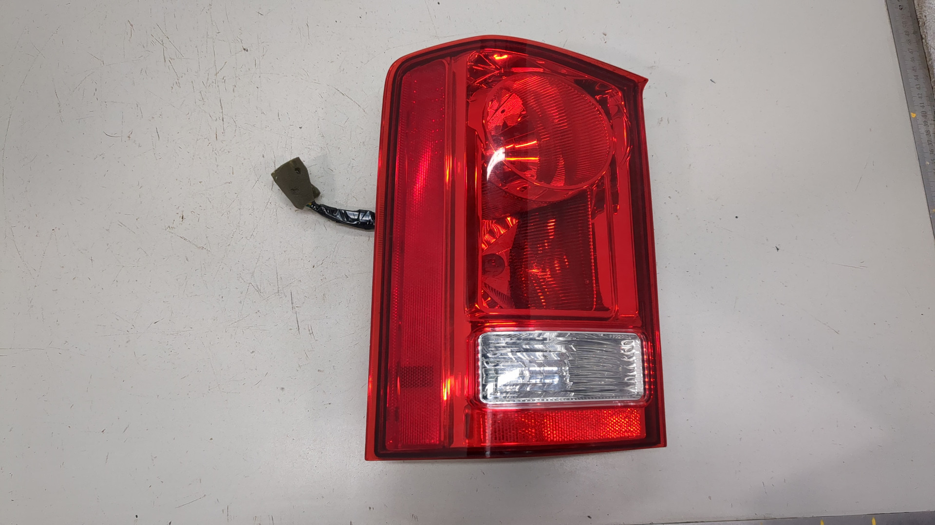 Фонарь задний левый