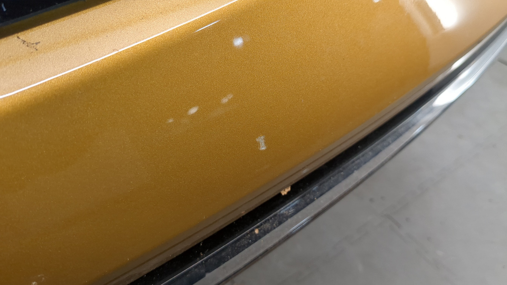 Дверь багажника