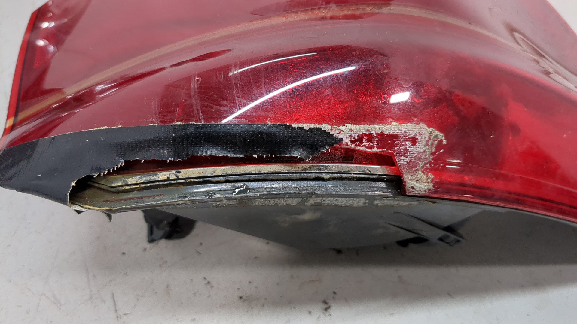 Фонарь задний левый