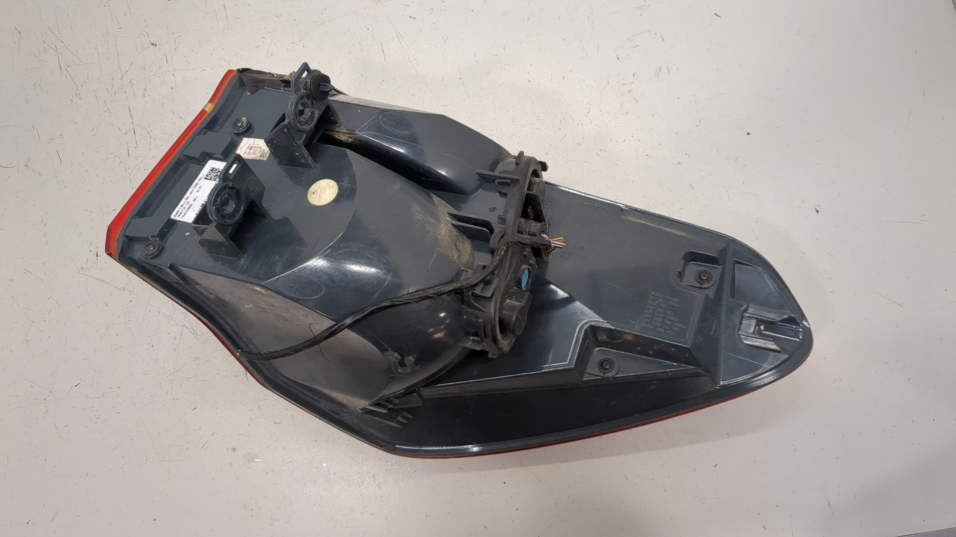 Фонарь задний левый