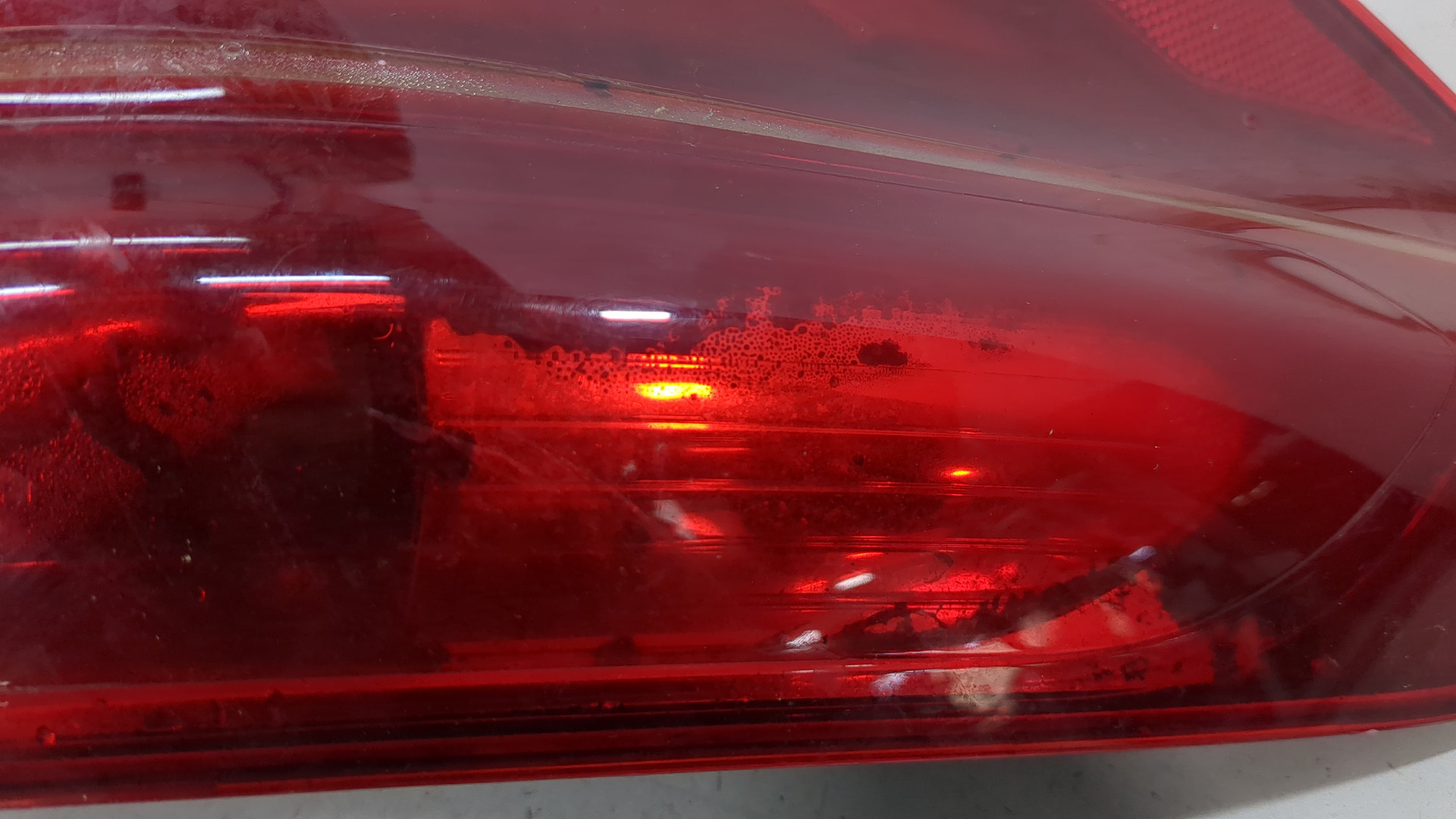 Фонарь задний левый