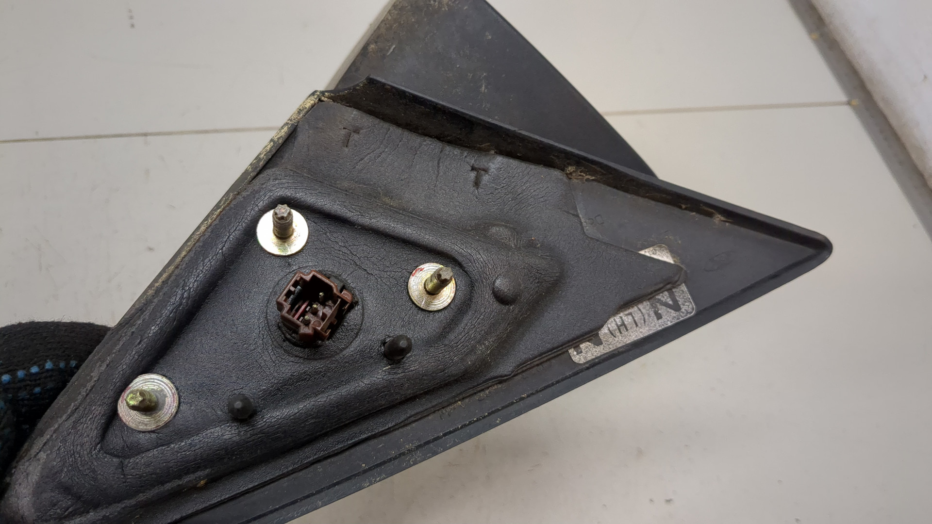 Зеркало левое электрическое