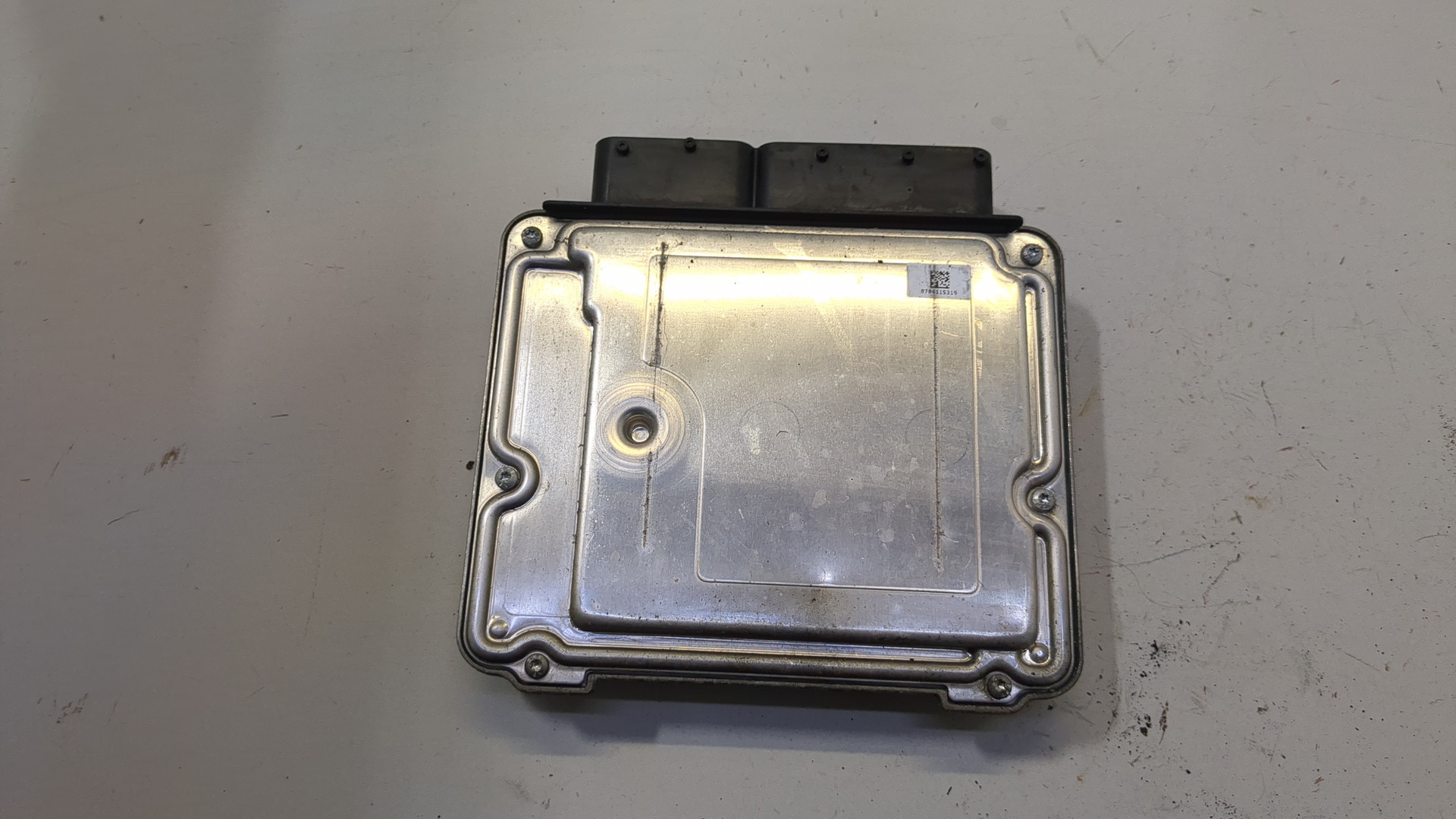 Блок управления двигателем