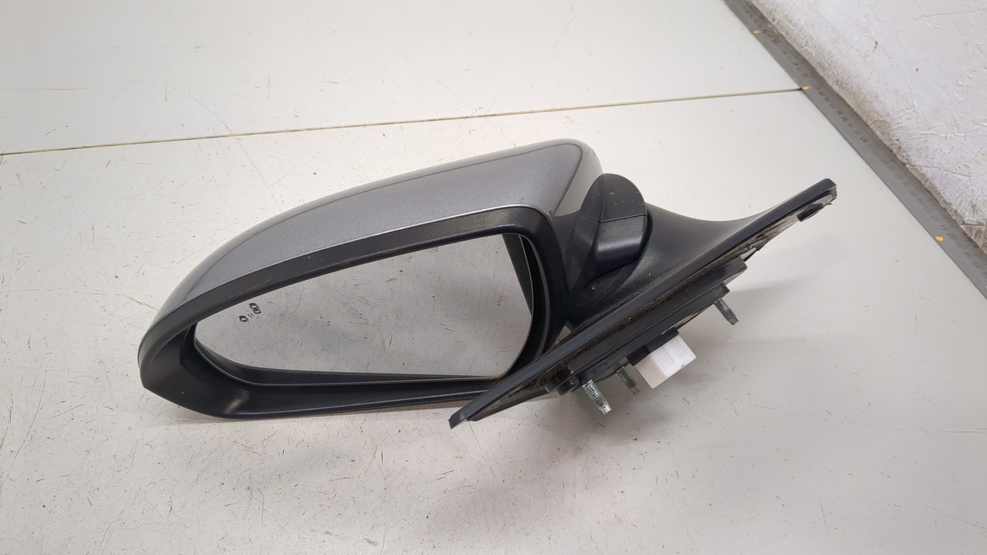 Зеркало левое электрическое