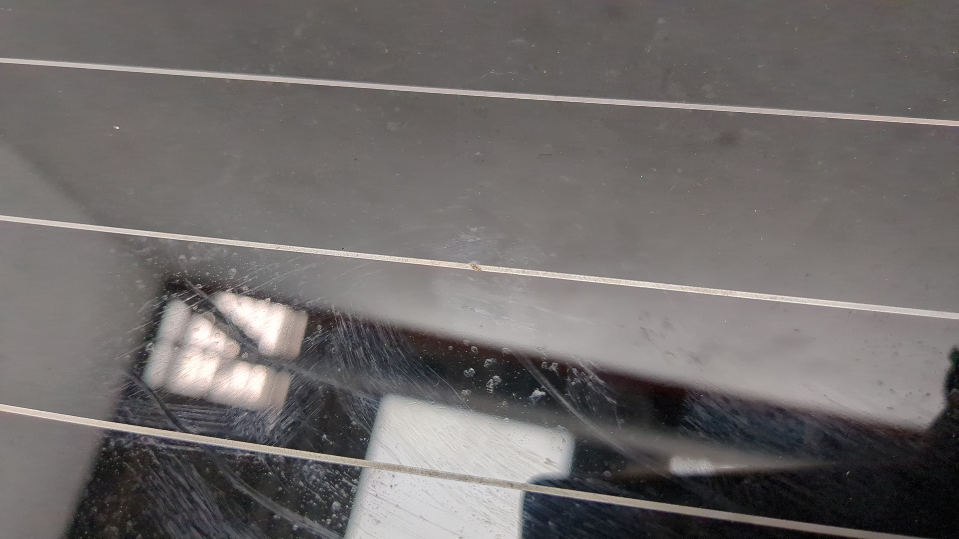 Стекло заднее