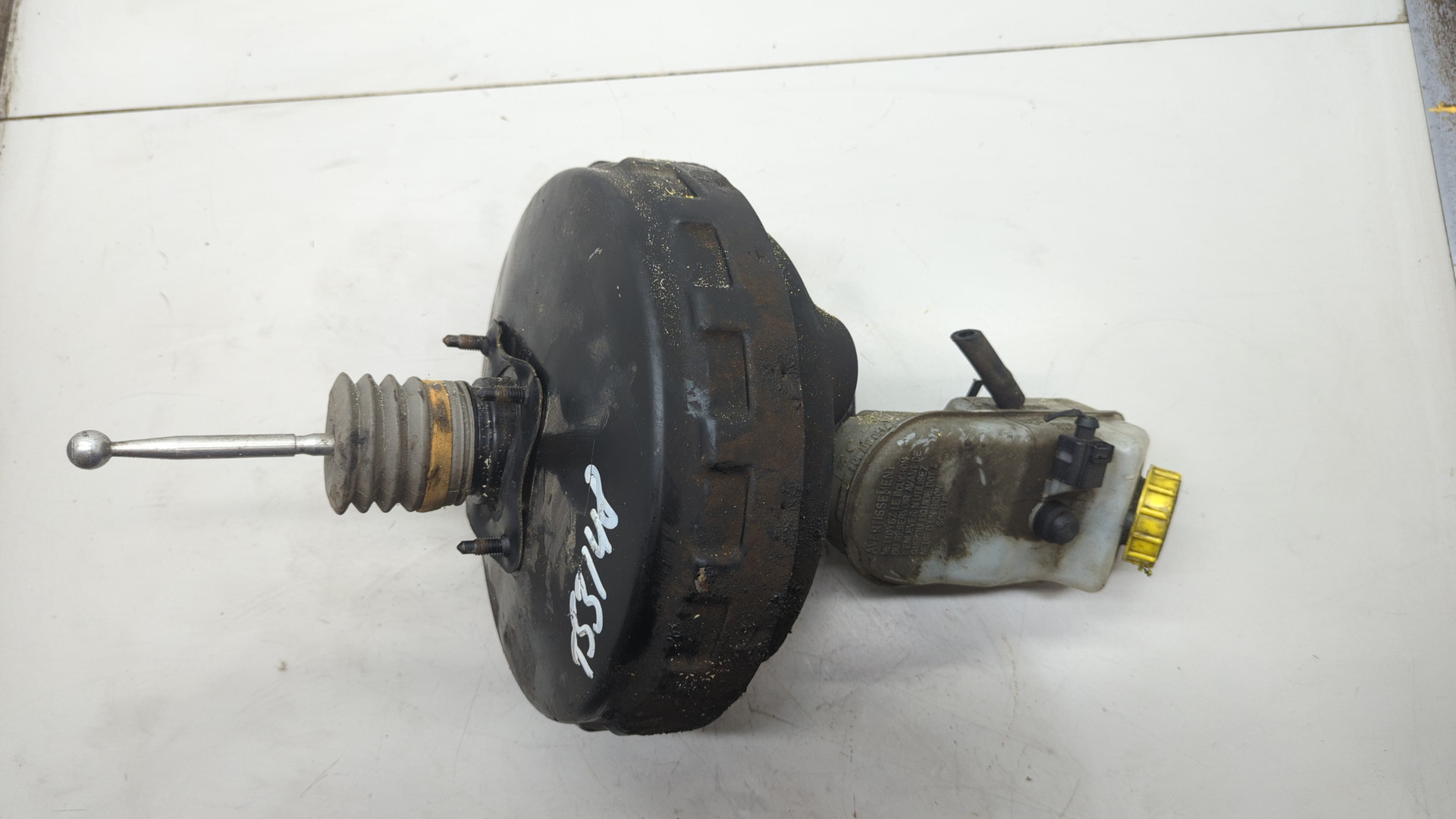 Цилиндр тормозной главный