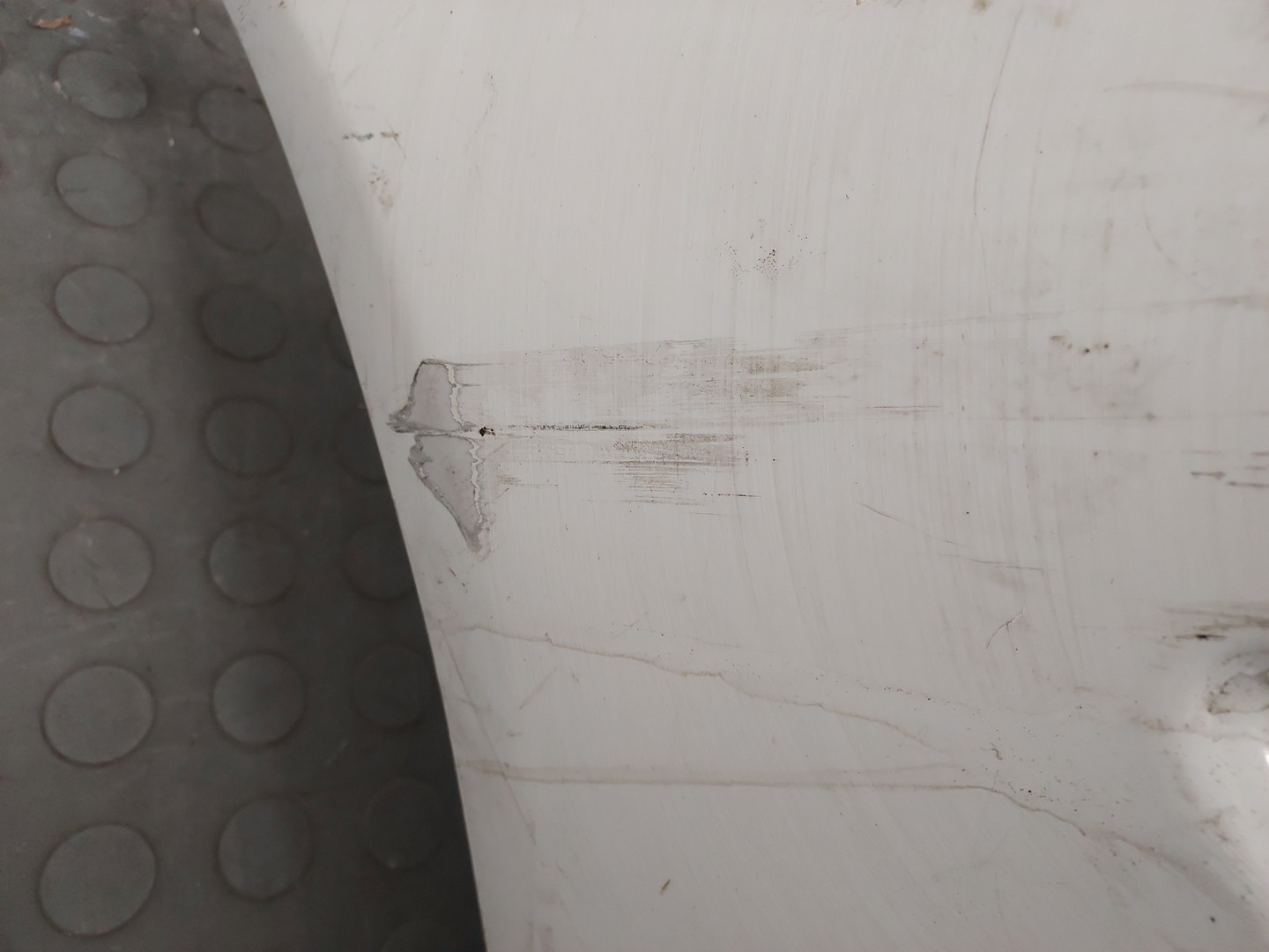 Бампер передний