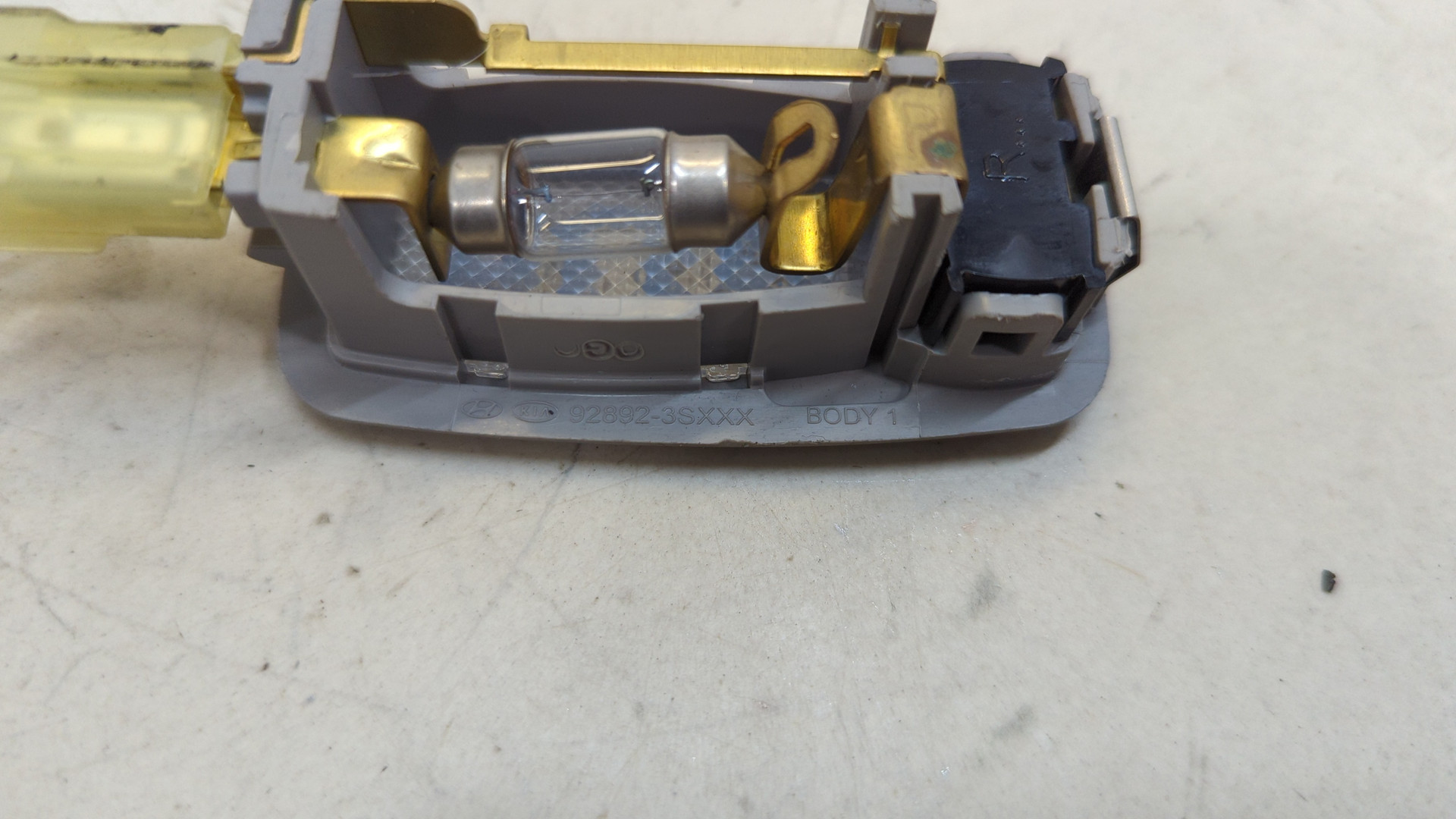 Плафон салонный