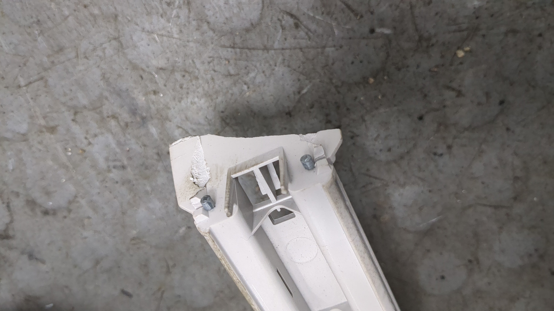 Козырек солнцезащитный