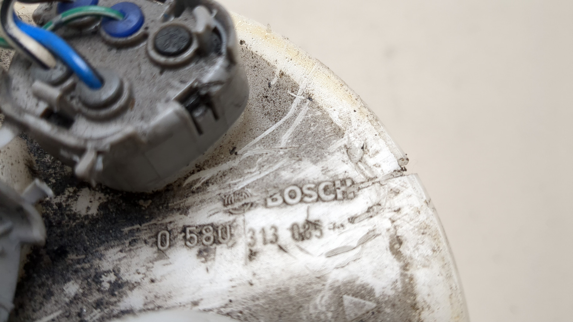 Насос топливный электрический