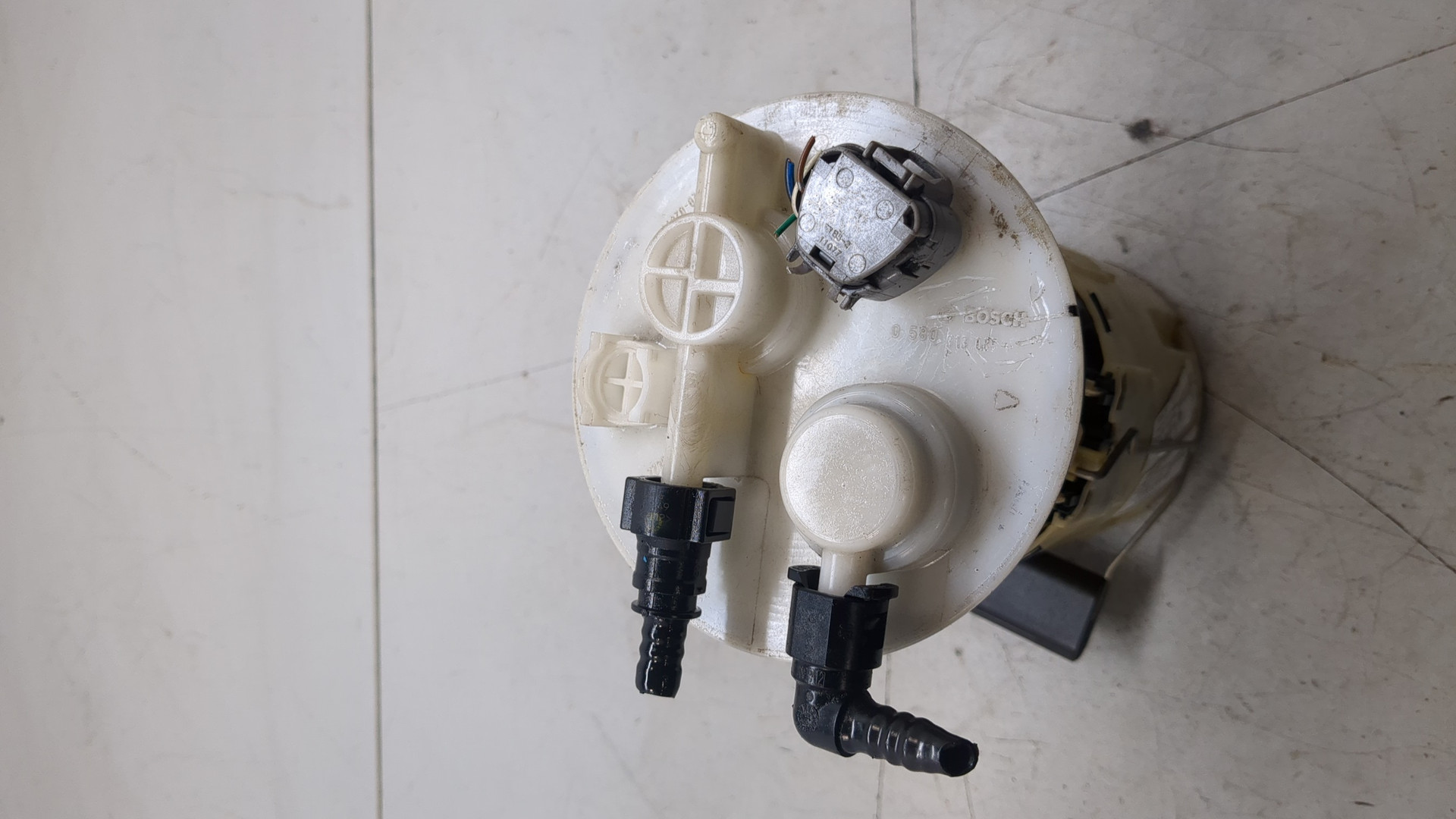 Насос топливный электрический