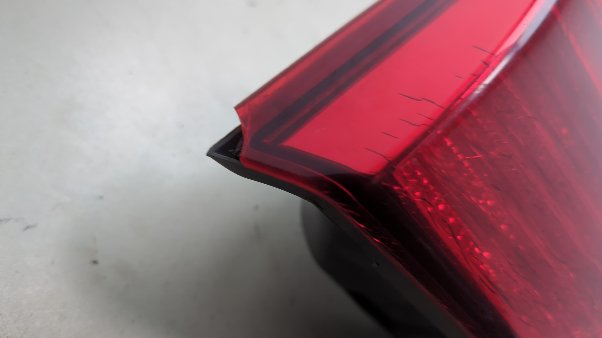 Фонарь задний внутренний правый