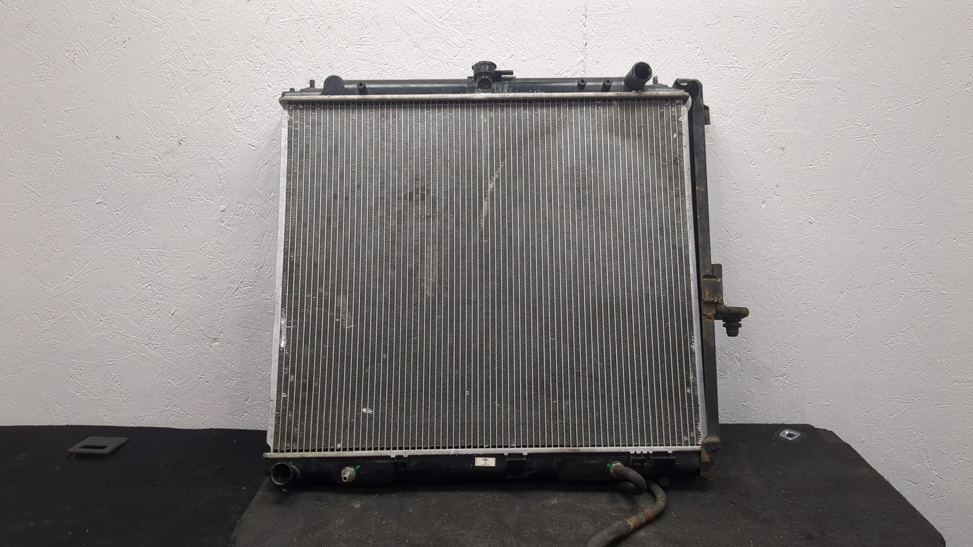 Радиатор охлаждения двигателя основной