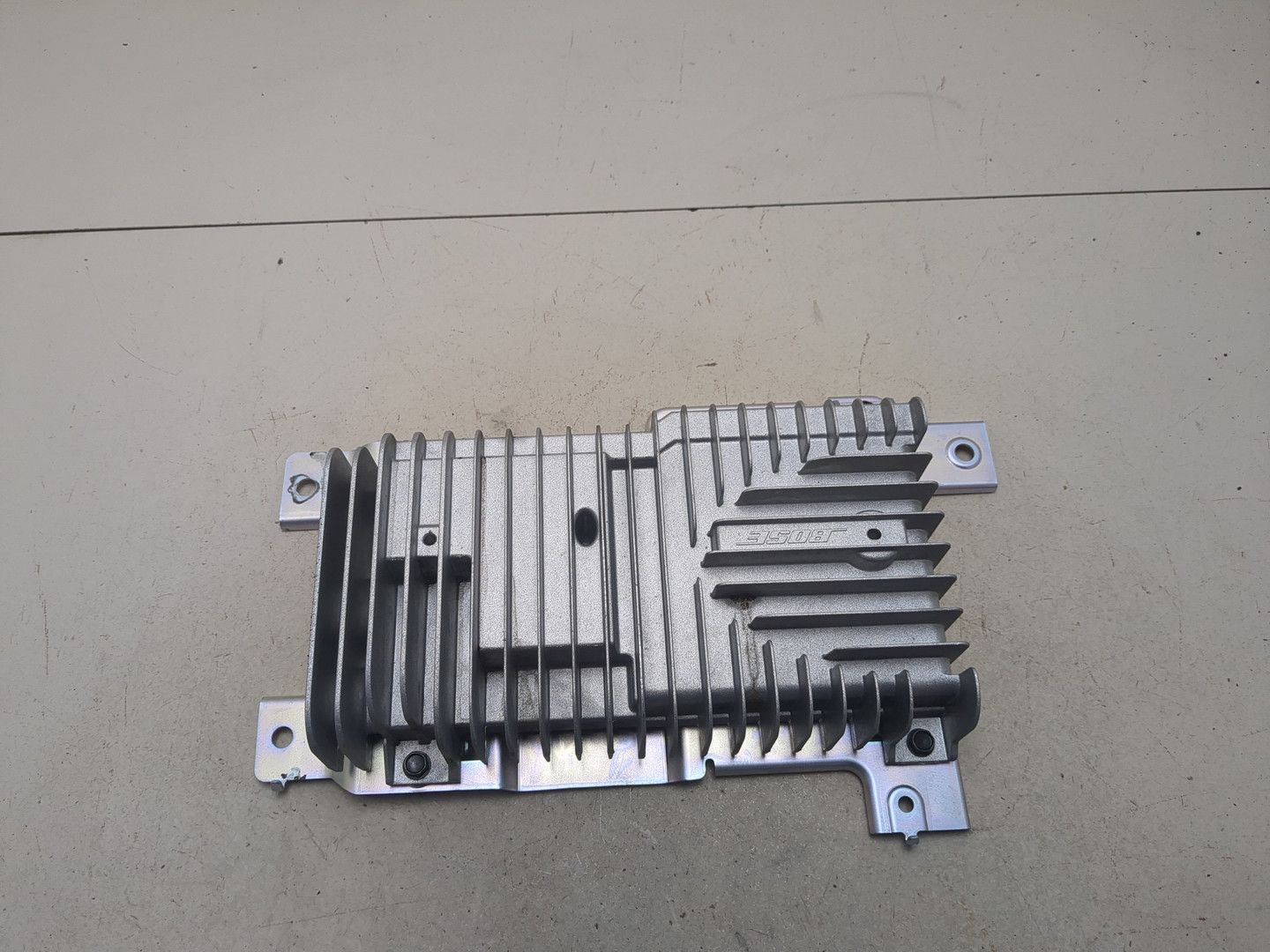 Усилитель акустической системы