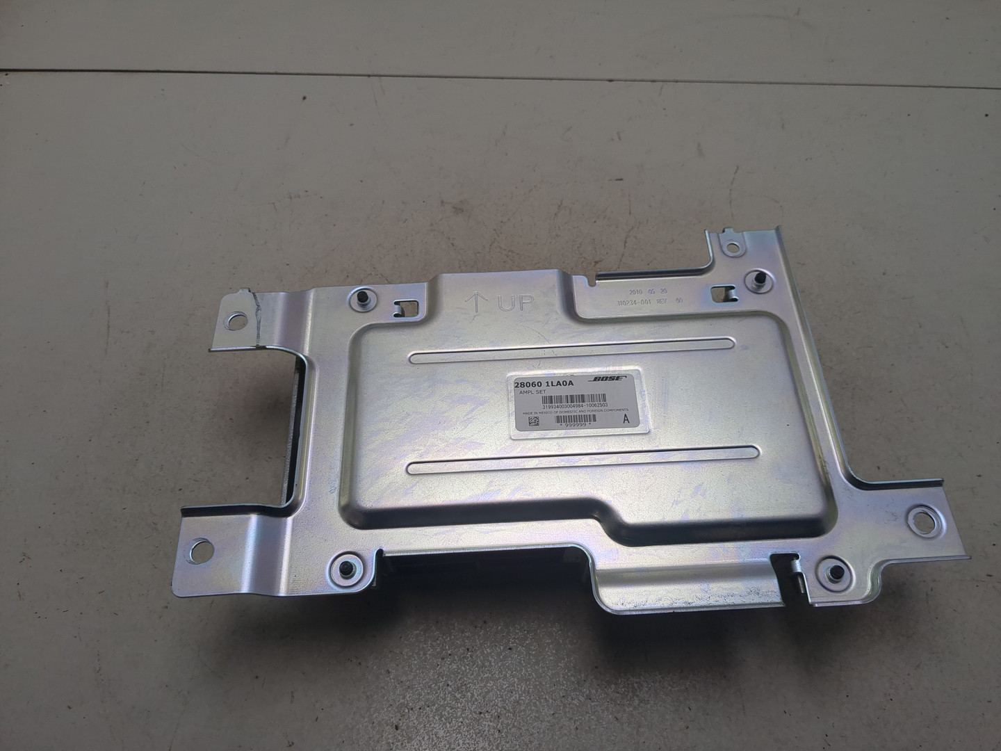 Усилитель акустической системы