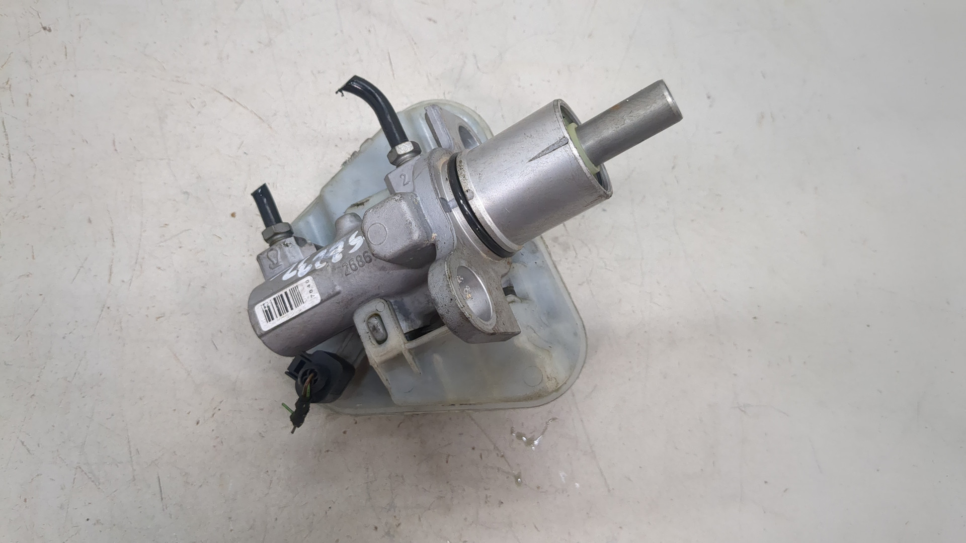 Цилиндр тормозной главный