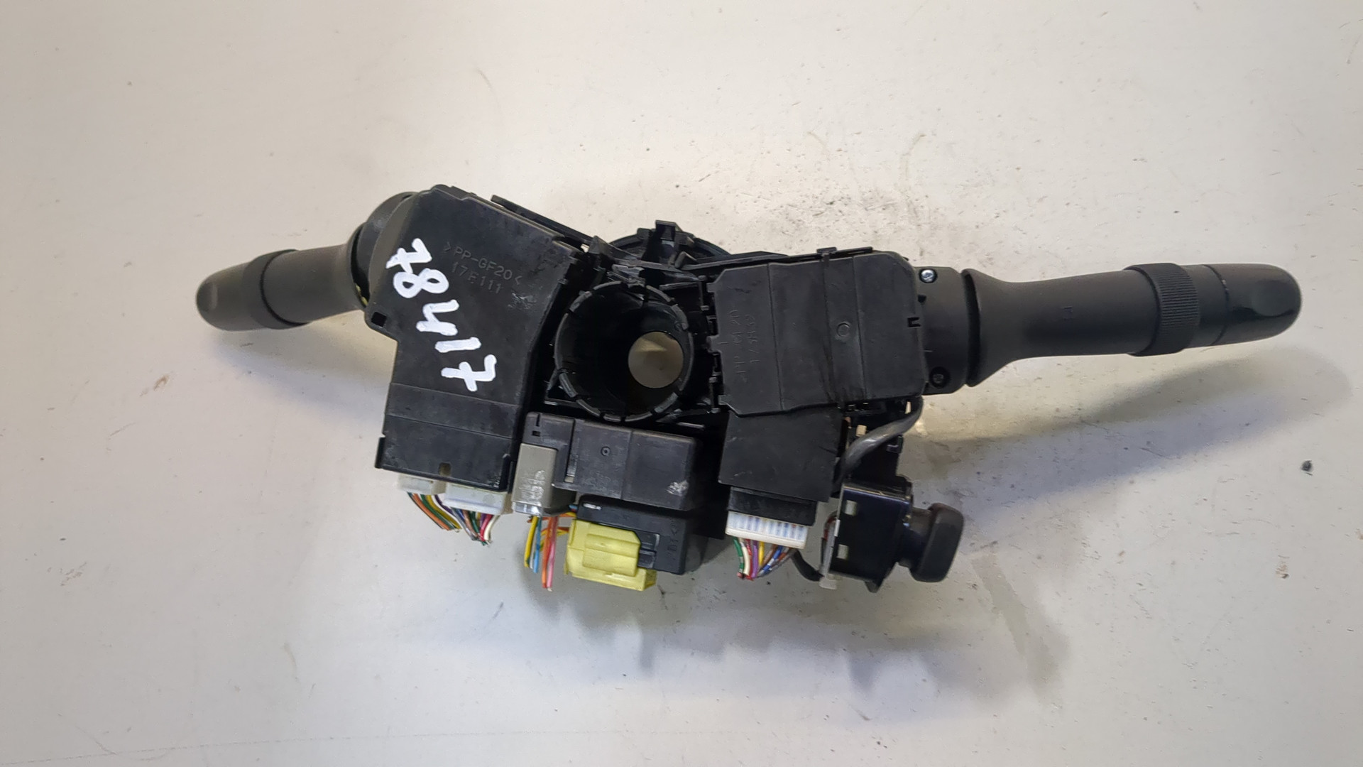 Переключатель подрулевой