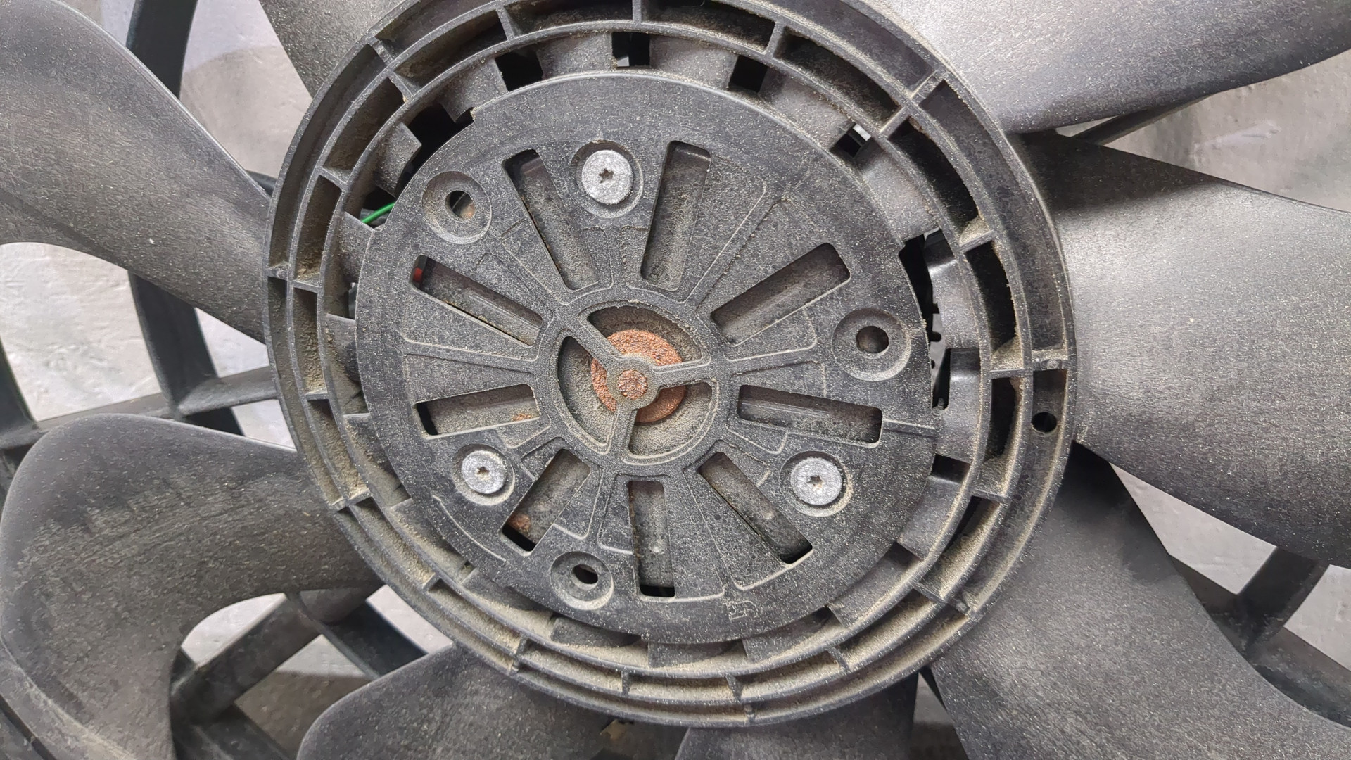 Вентилятор радиатора