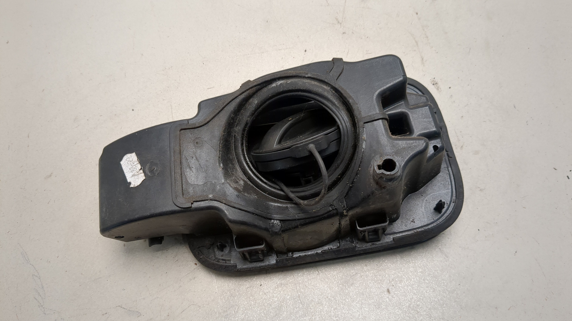 Лючок бензобака