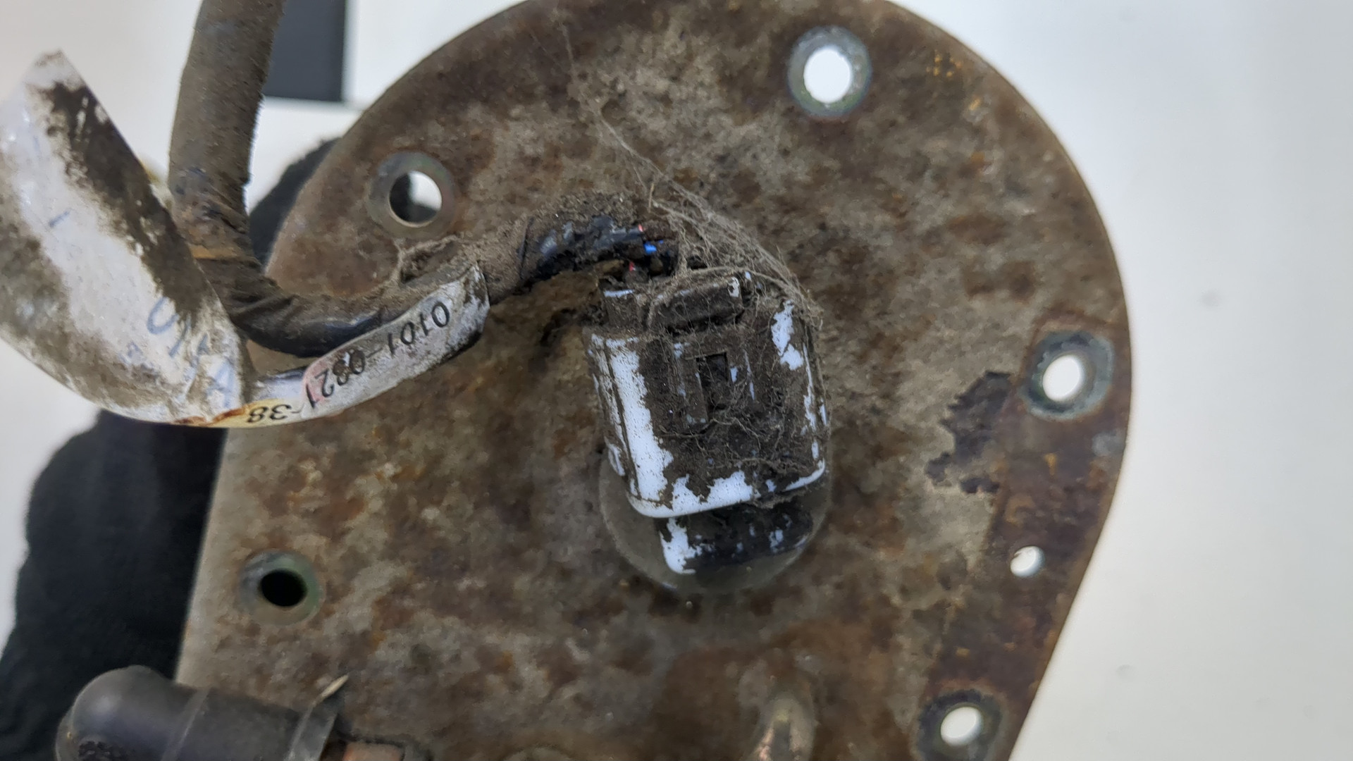 Насос топливный электрический