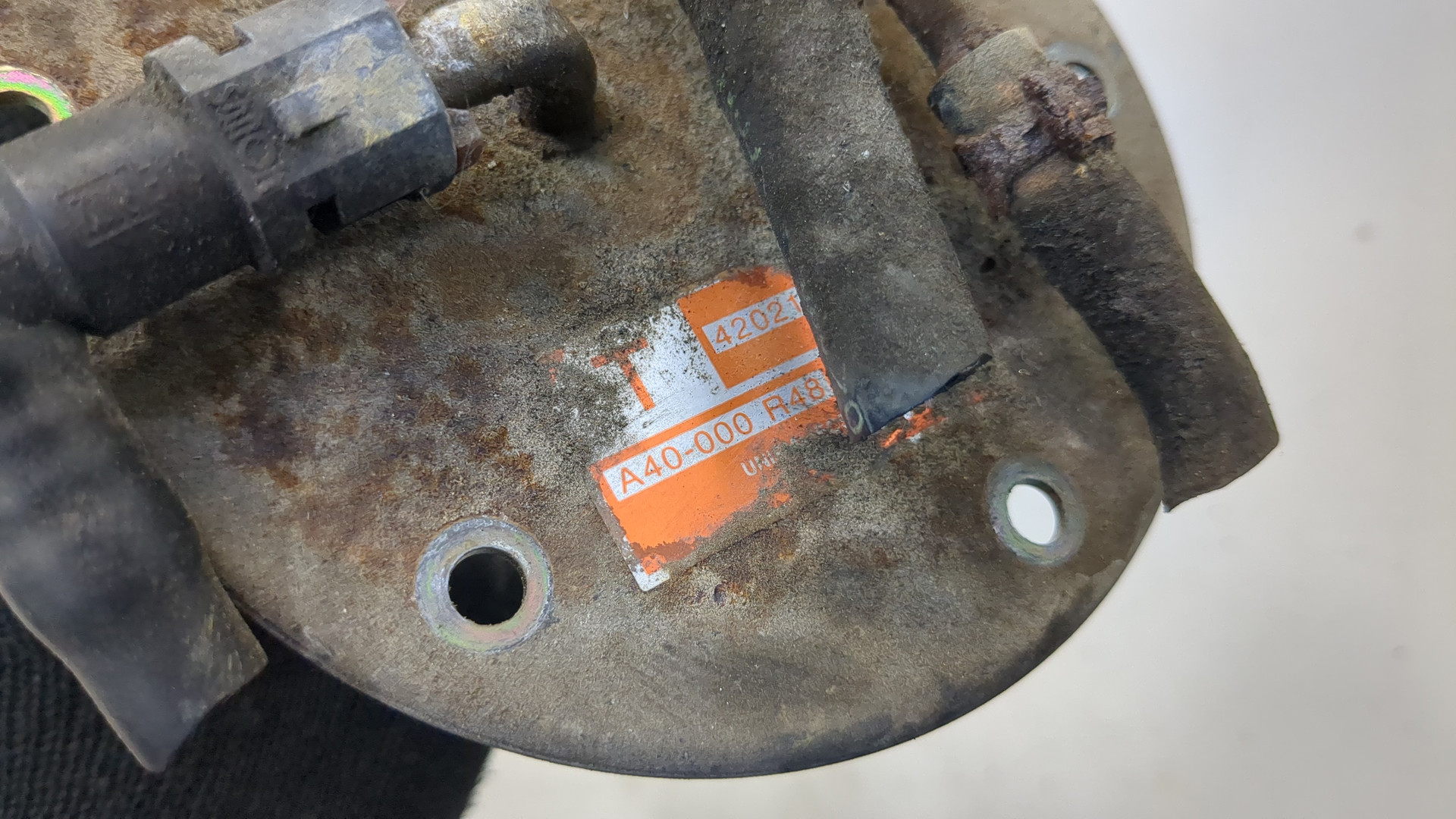 Насос топливный электрический