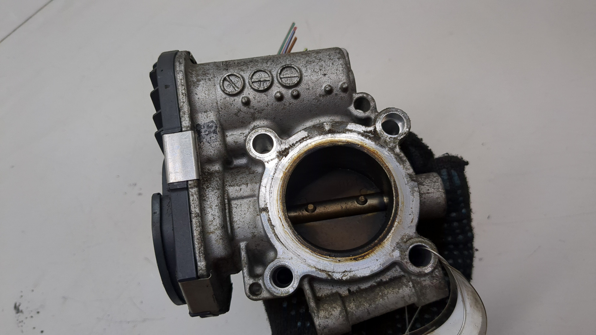 Заслонка дроссельная электрическая