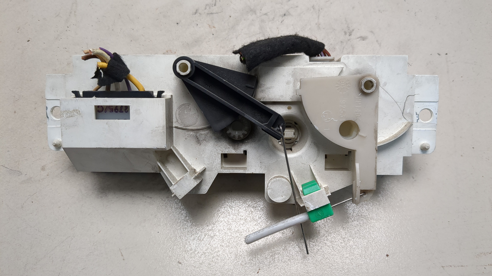 Переключатель отопителя