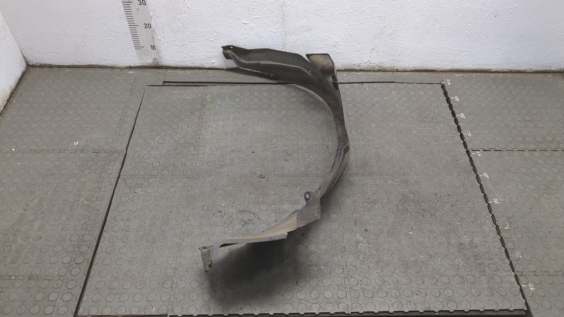 Локер передний левый