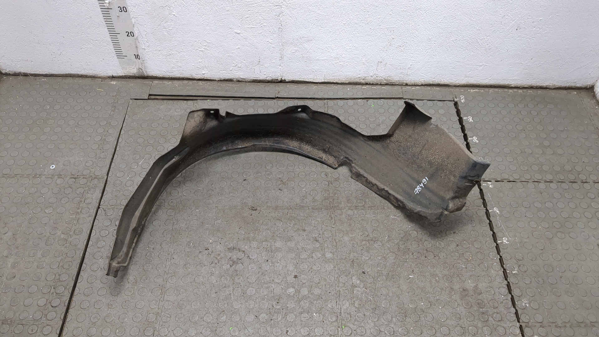 Локер передний левый