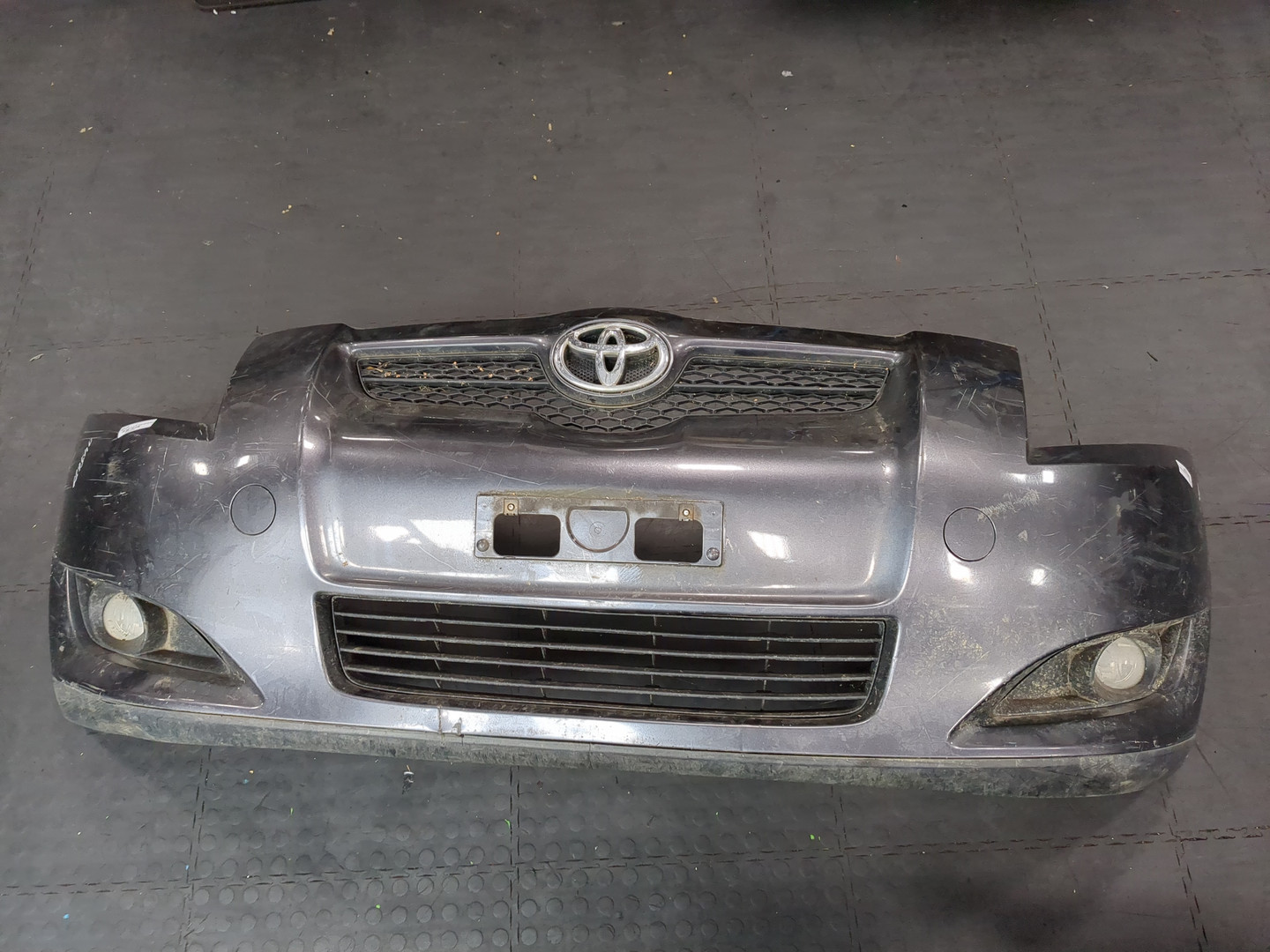 Бампер передний