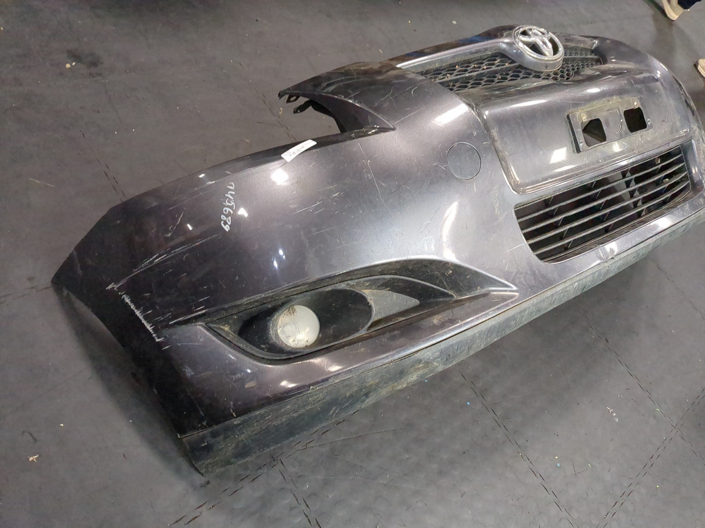 Бампер передний