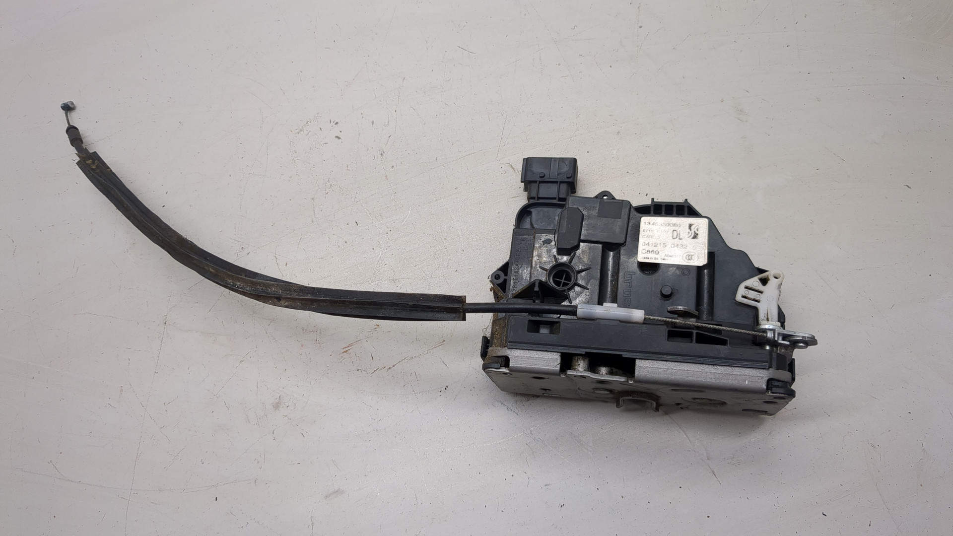 Замок двери задней правой