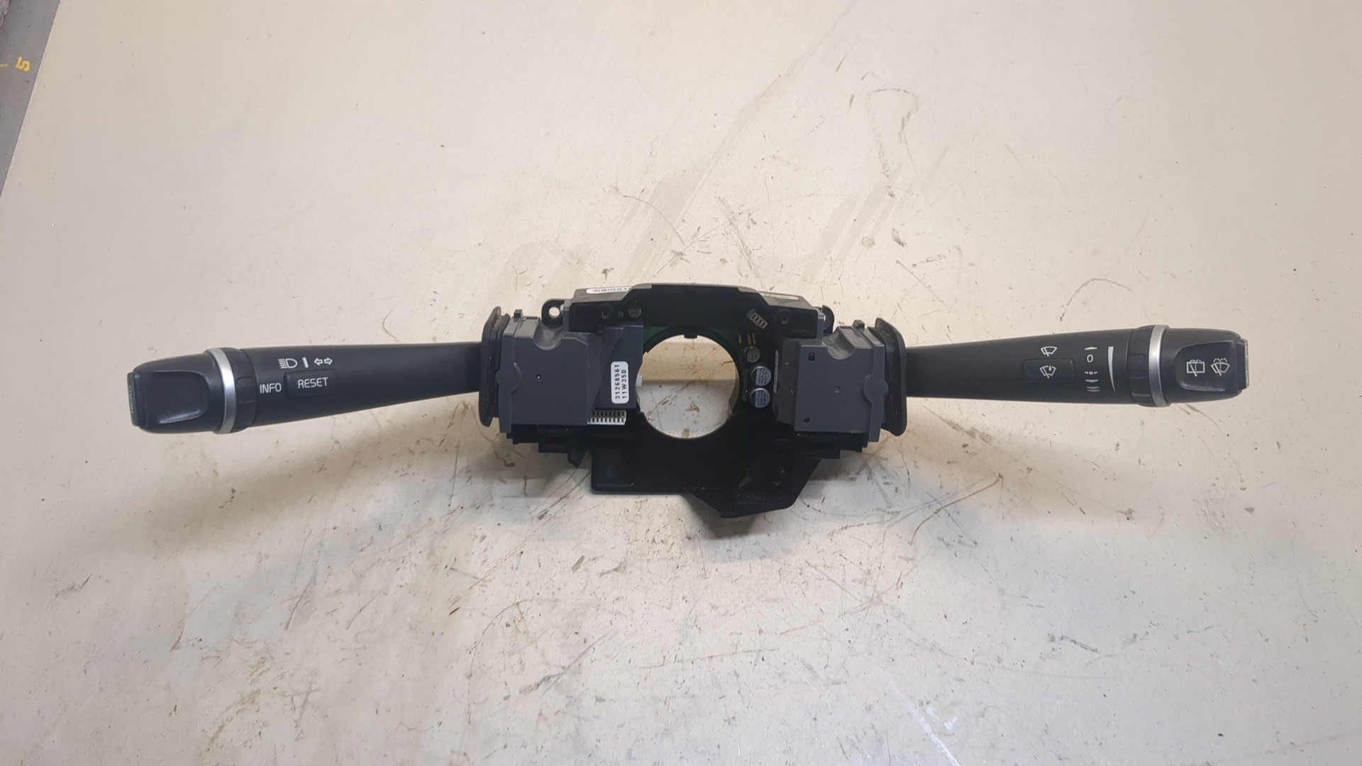 Переключатель подрулевой