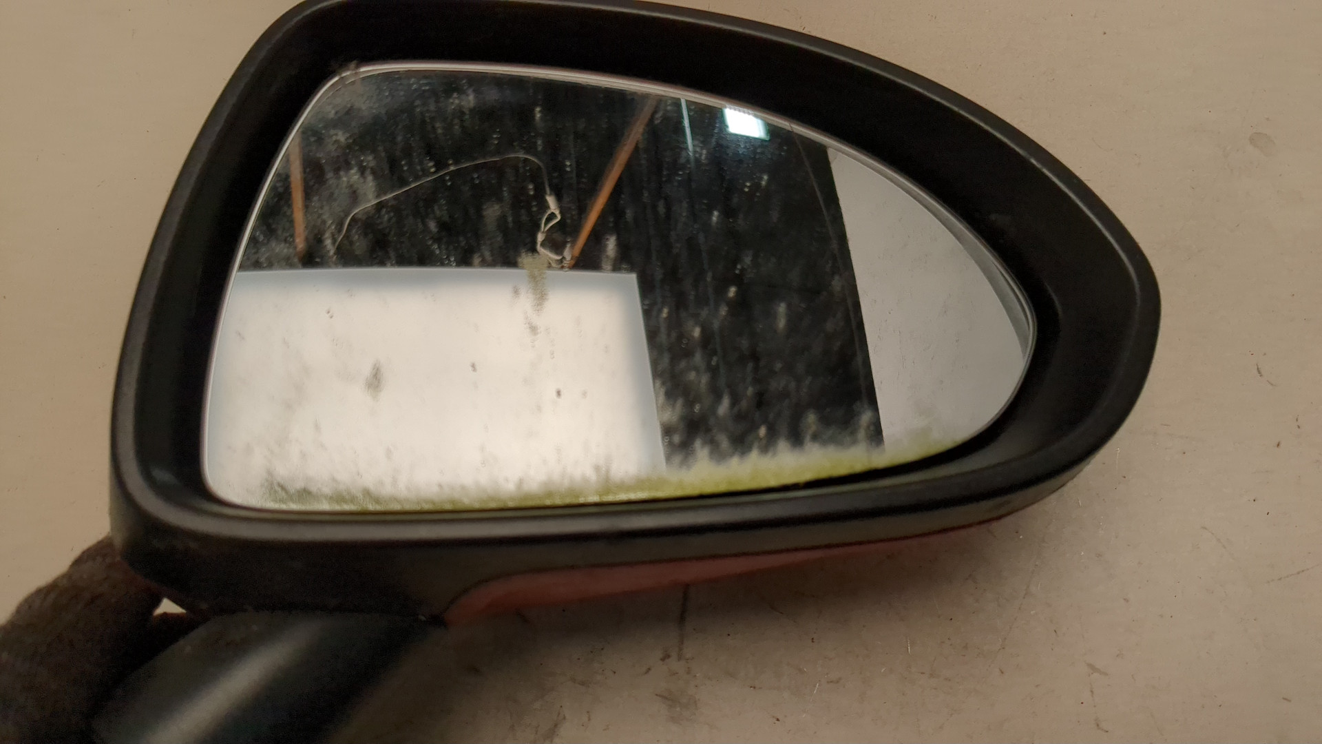 Зеркало правое электрическое