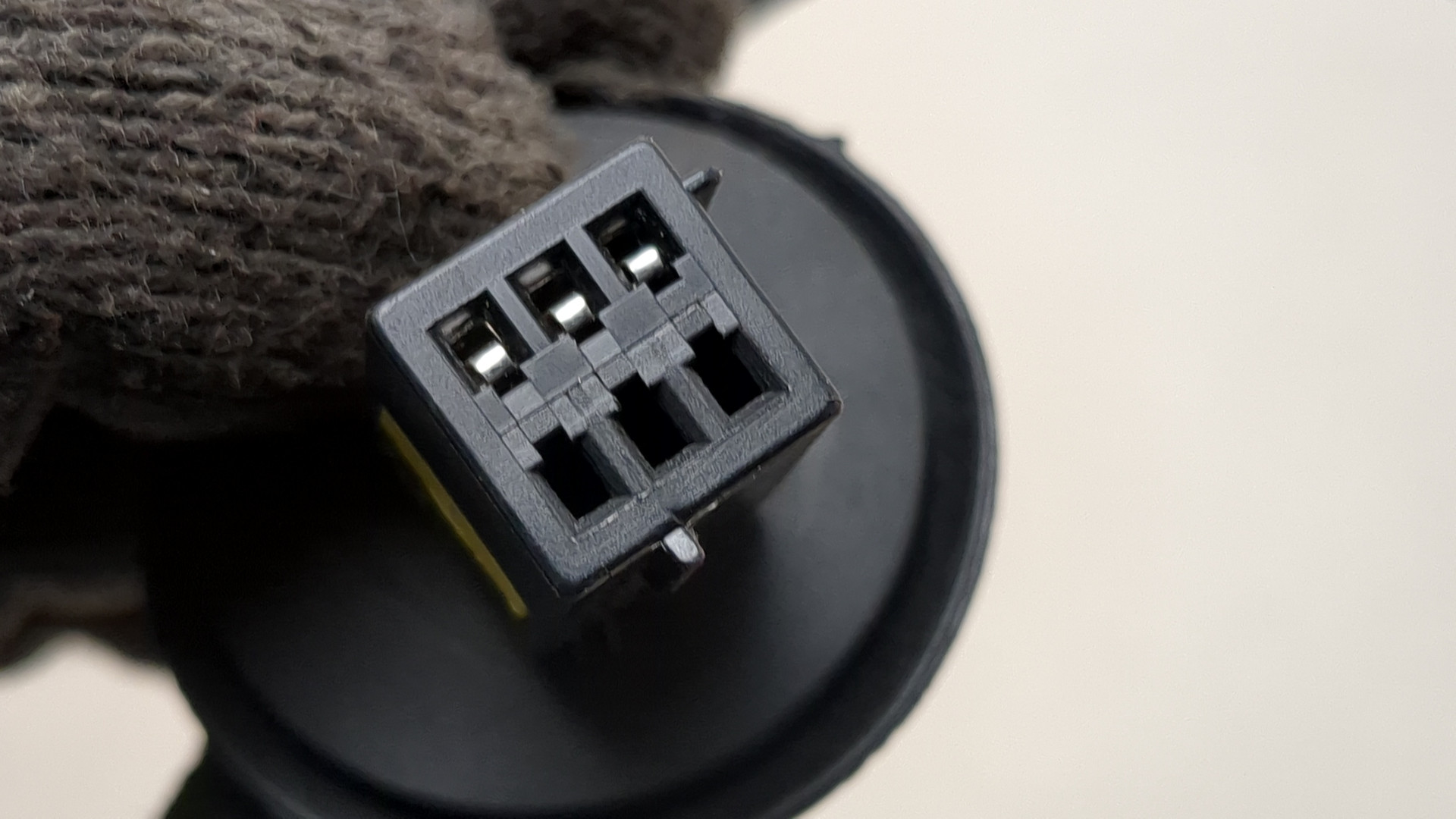 Зеркало правое электрическое