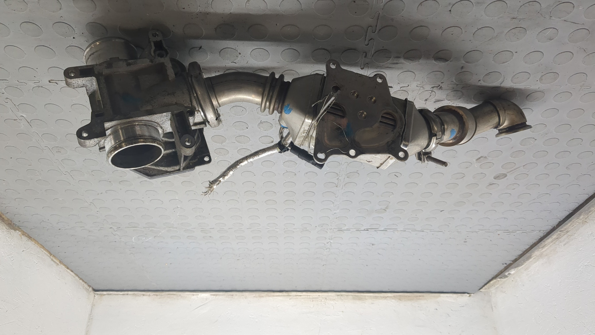 Клапан рециркуляции выхлопных газов (EGR)