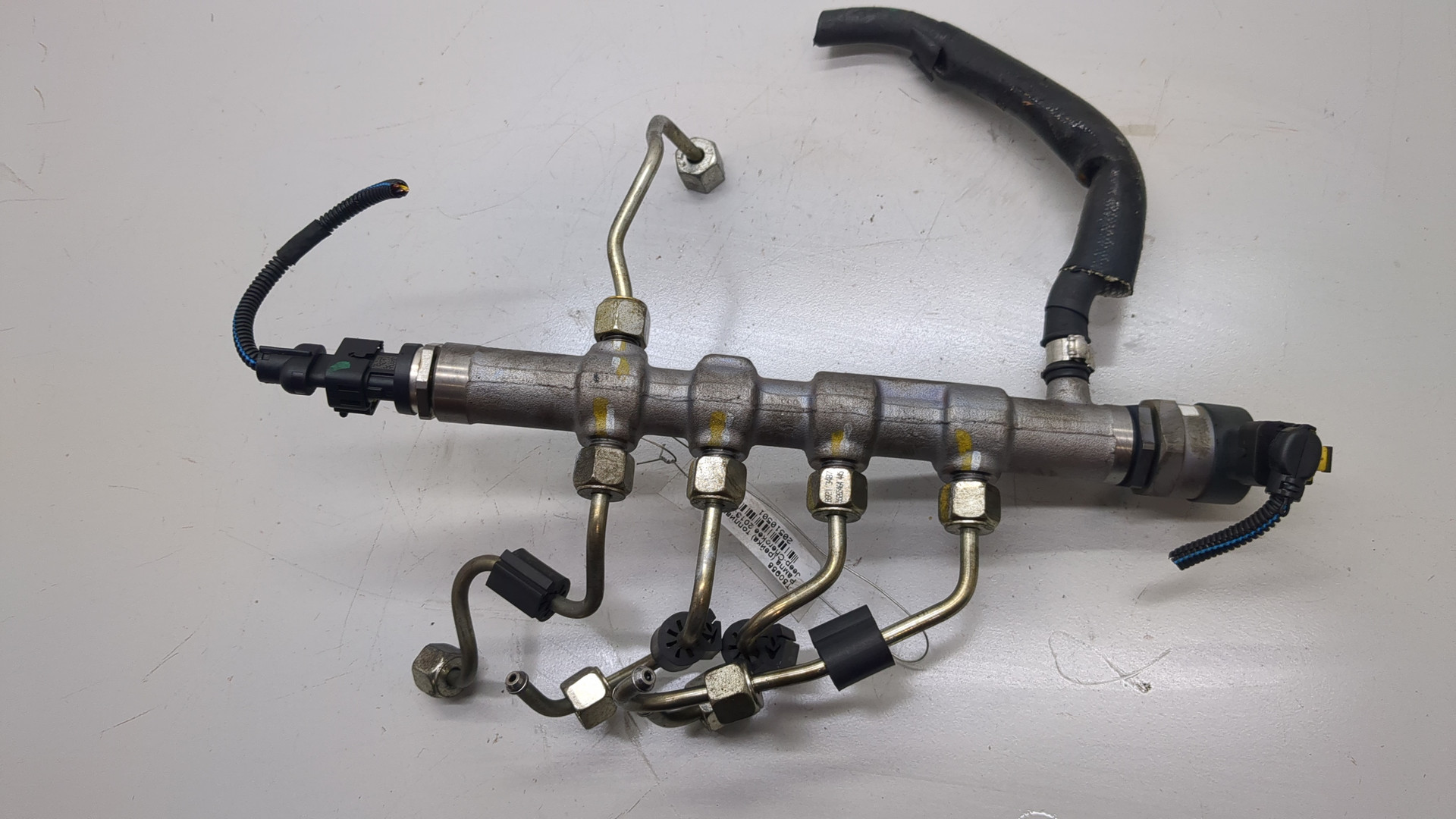 Рейка топливная (рампа)