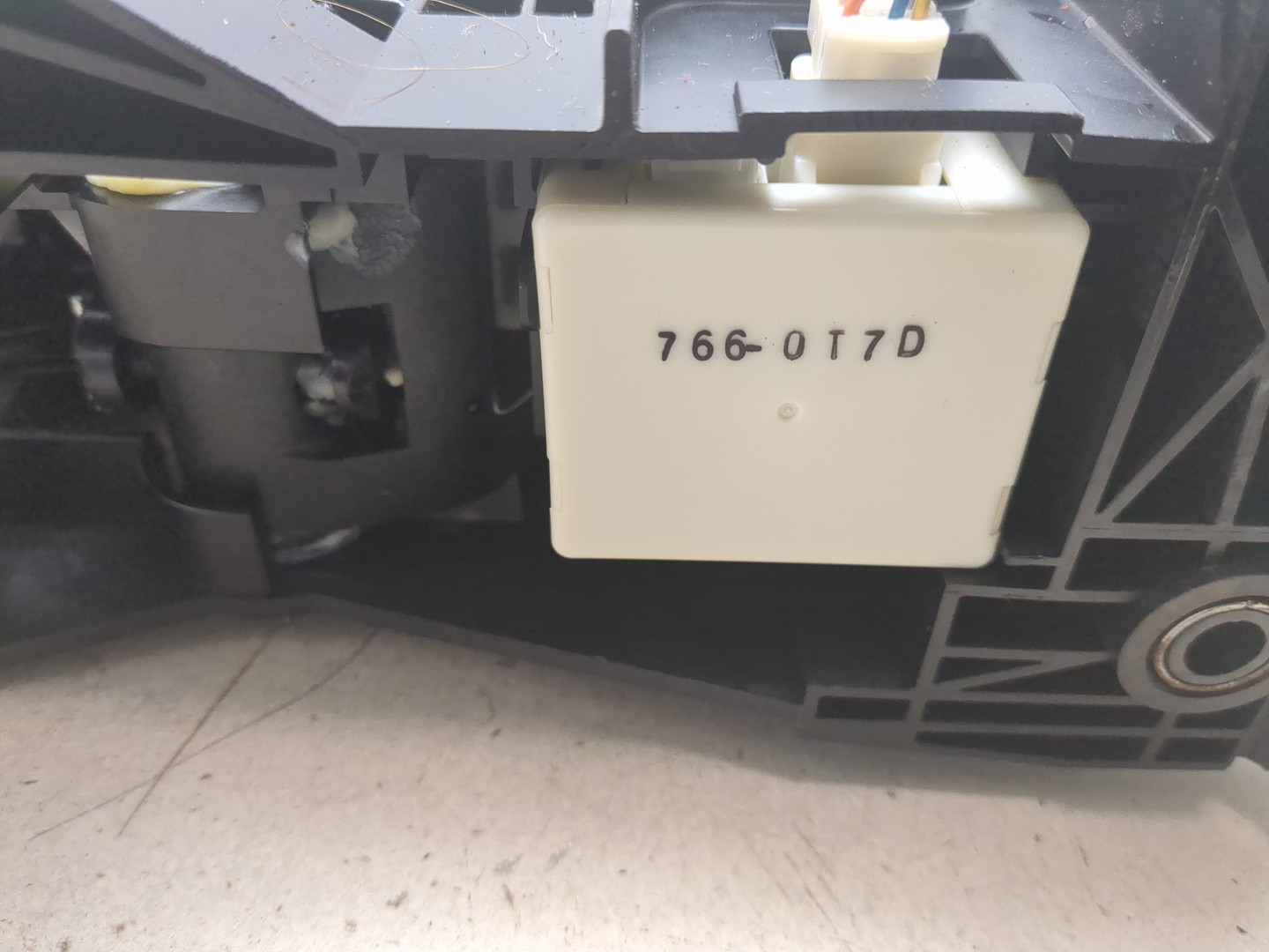 Кулиса МКПП / АКПП