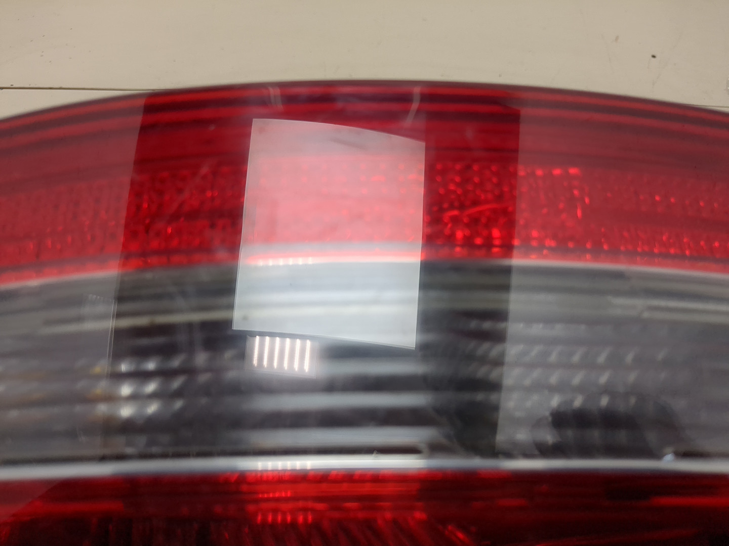 Фонарь задний правый