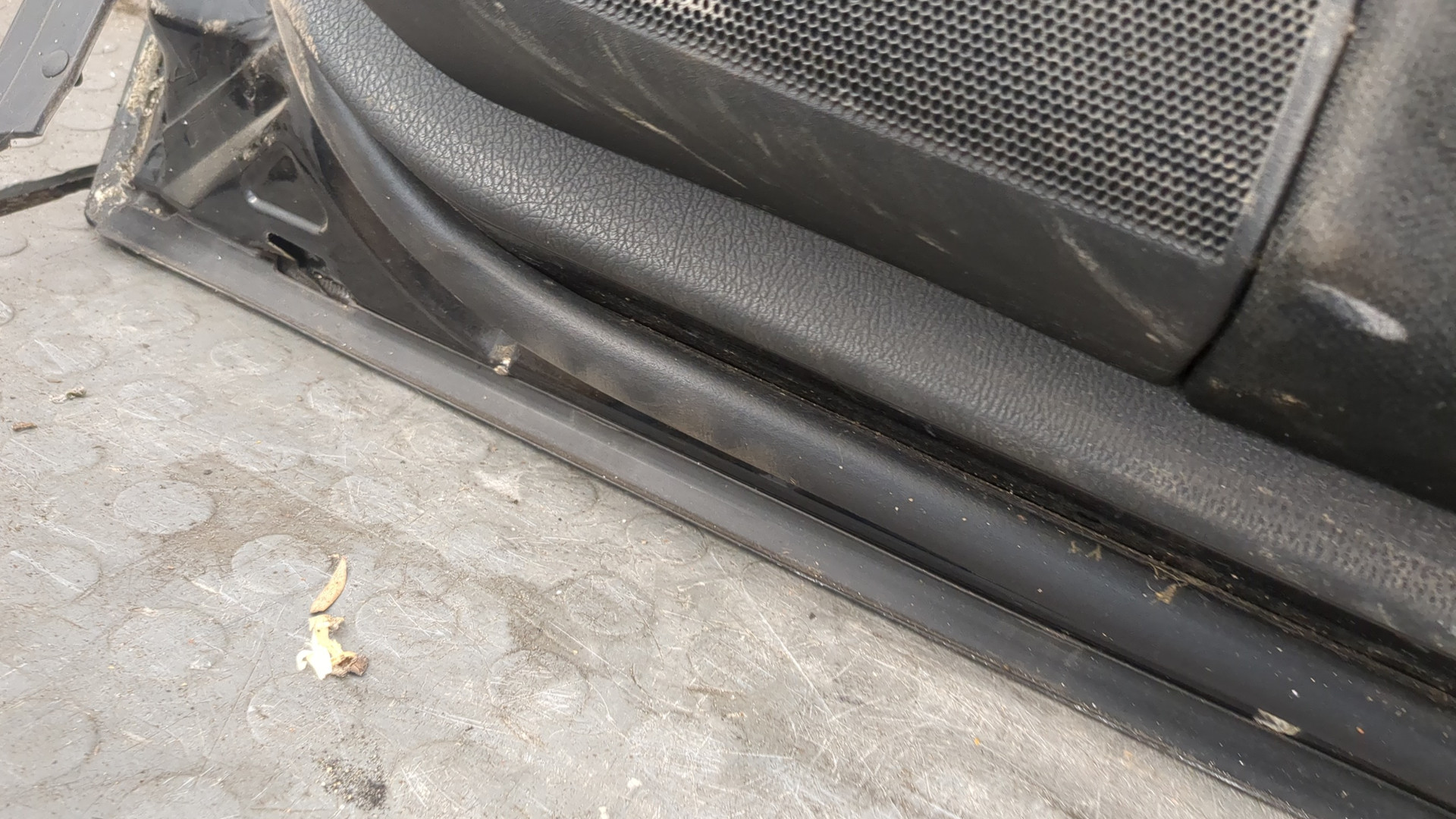 Дверь передняя правая