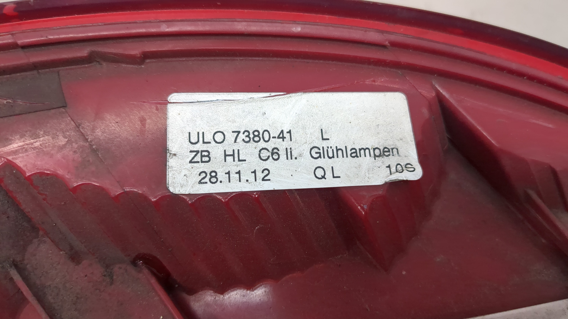 Фонарь задний левый