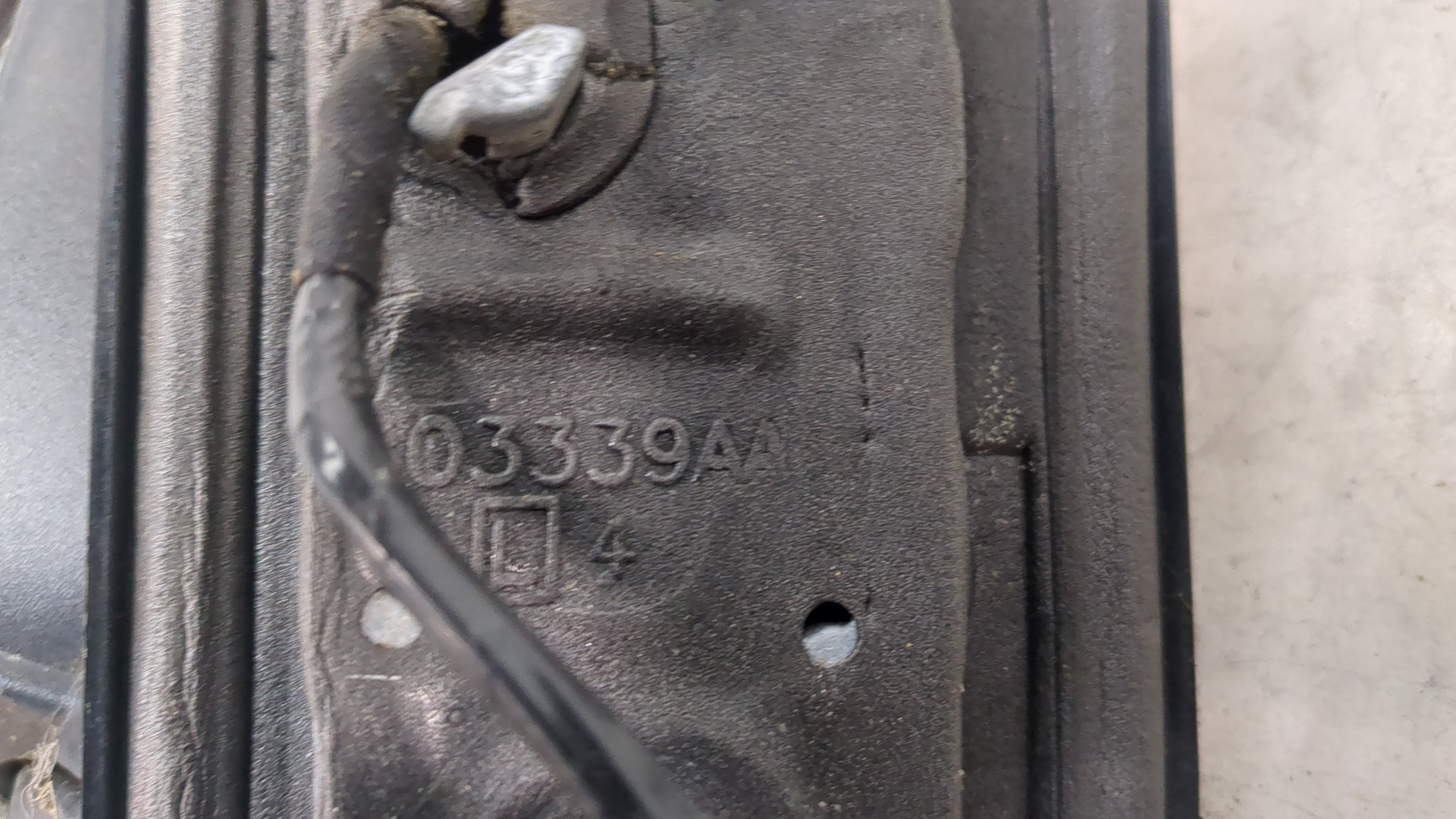 Зеркало левое электрическое